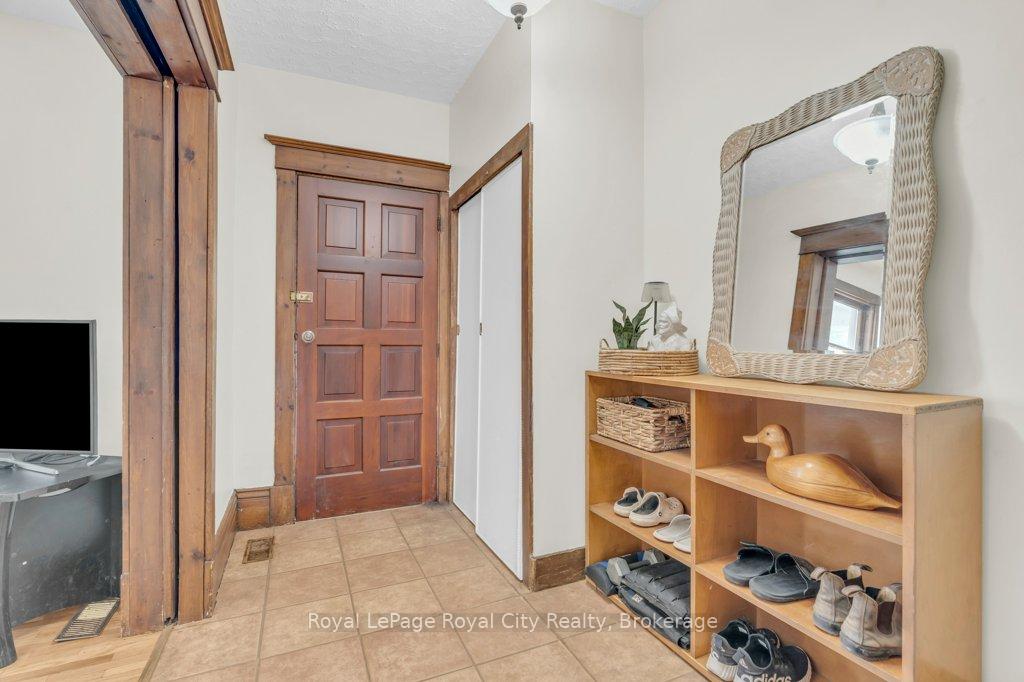Photo 10 of 159 York Road, Guelph, St. Patrick's Ward — HOMEH
