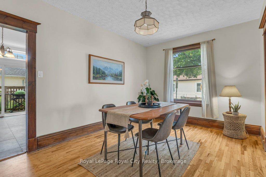 Photo 15 of 159 York Road, Guelph, St. Patrick's Ward — HOMEH