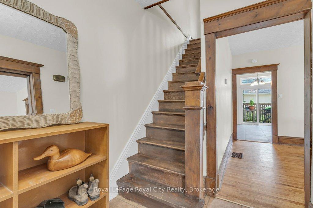 Photo 24 of 159 York Road, Guelph, St. Patrick's Ward — HOMEH