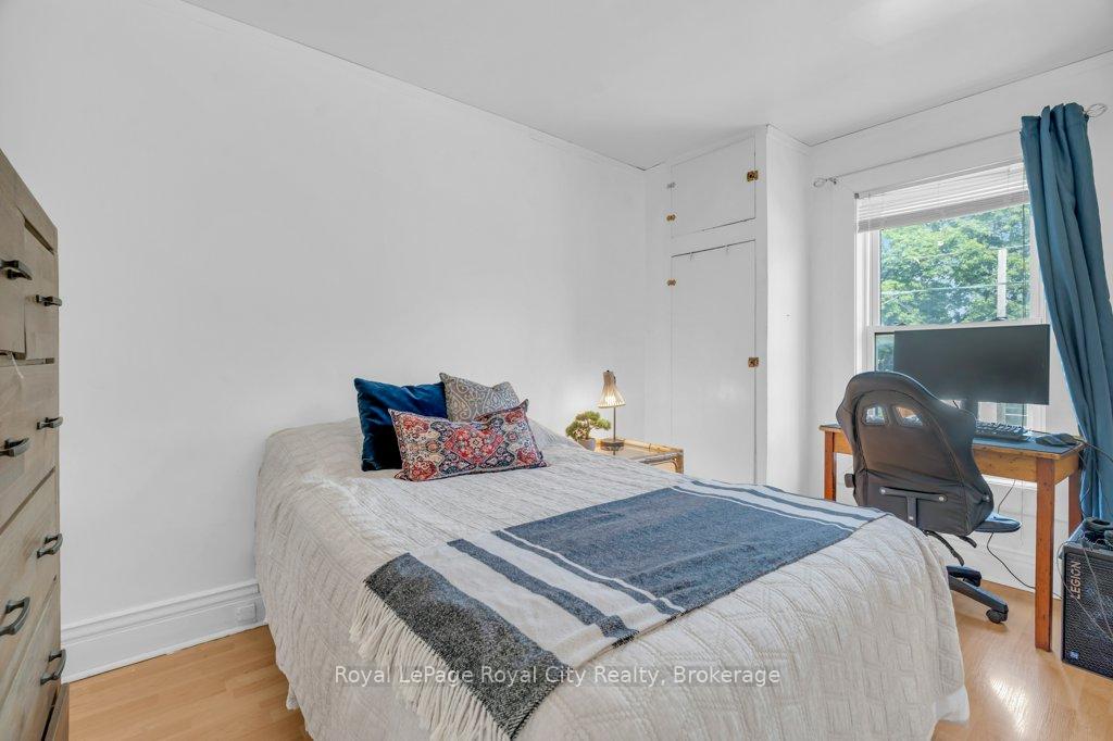 Photo 34 of 159 York Road, Guelph, St. Patrick's Ward — HOMEH