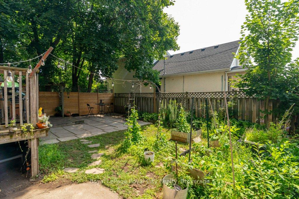 Photo 44 of 159 York Road, Guelph, St. Patrick's Ward — HOMEH