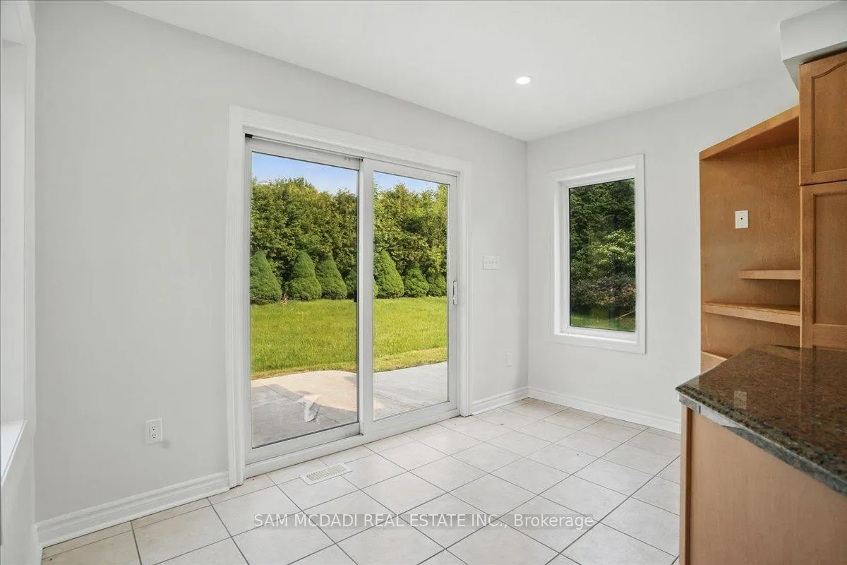 Photo 15 of Unit 20, 6 Valley Ridge Lane, Hamilton, Rural Flamborough — HOMEH