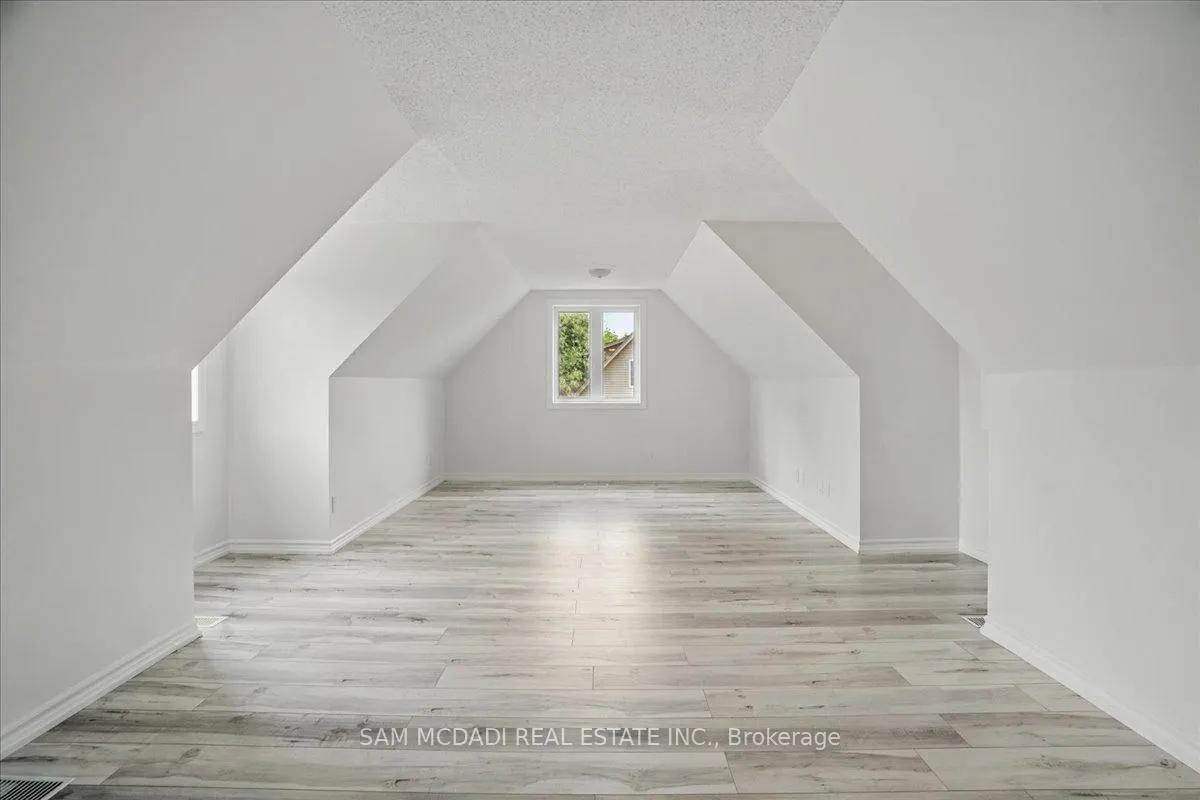Photo 38 of Unit 20, 6 Valley Ridge Lane, Hamilton, Rural Flamborough — HOMEH