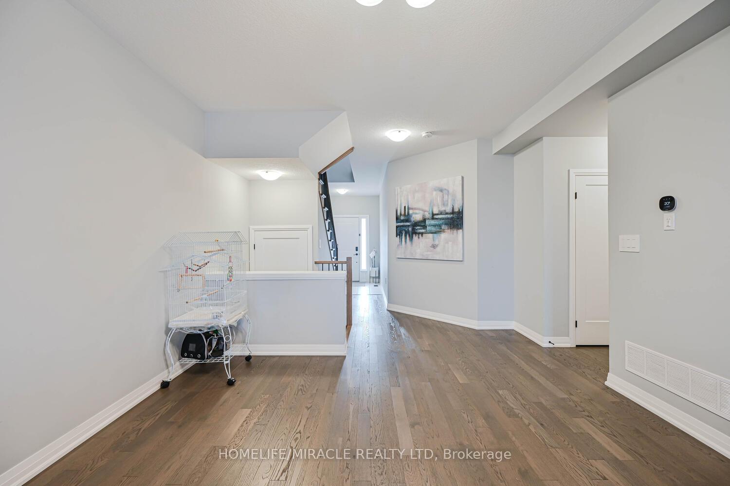 Photo 5 of 148 Cittadella Boulevard, Hamilton, Rural Glanbrook — HOMEH