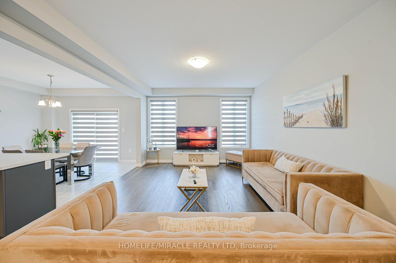 Photo 6 of 148 Cittadella Boulevard, Hamilton, Rural Glanbrook — HOMEH