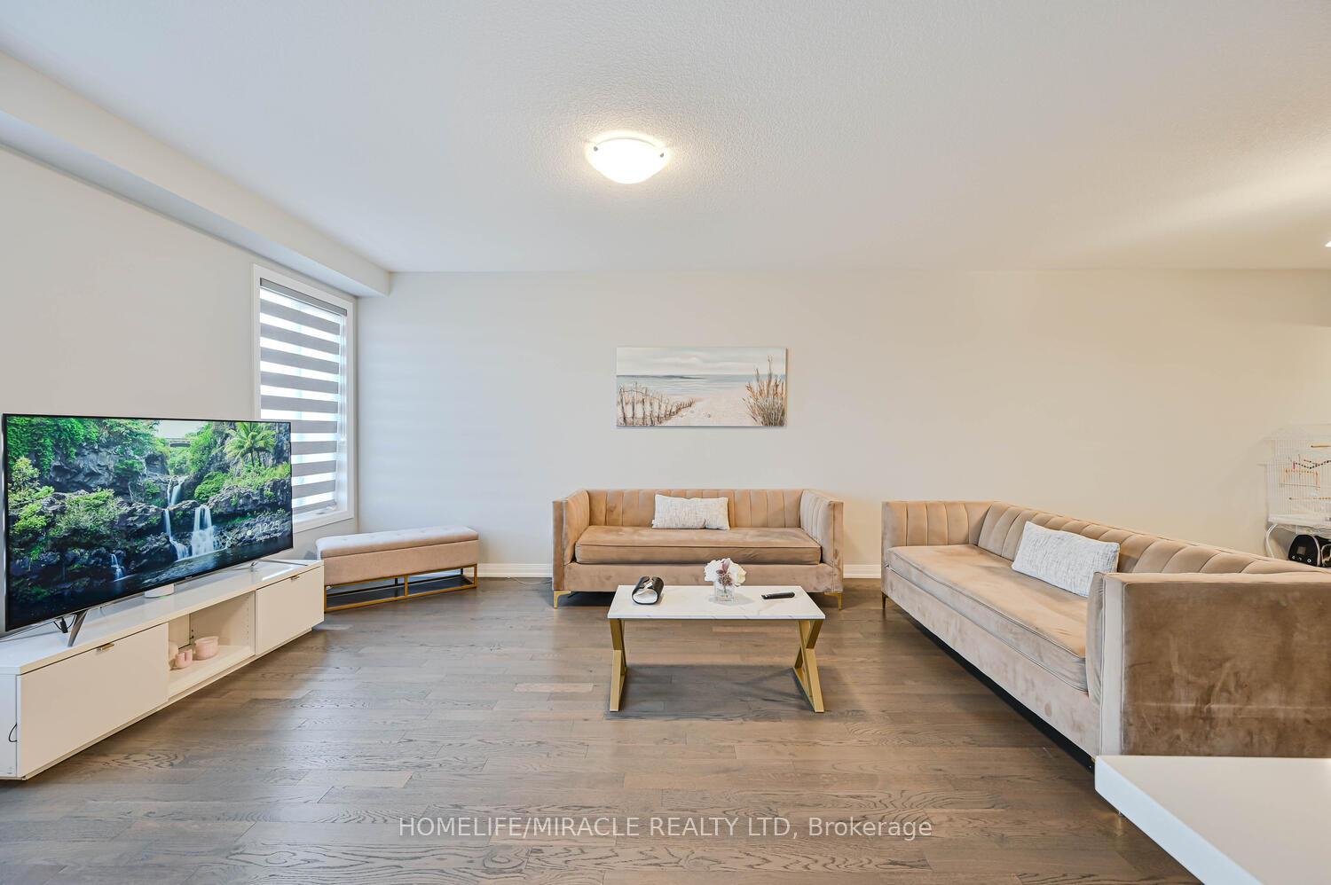 Photo 8 of 148 Cittadella Boulevard, Hamilton, Rural Glanbrook — HOMEH