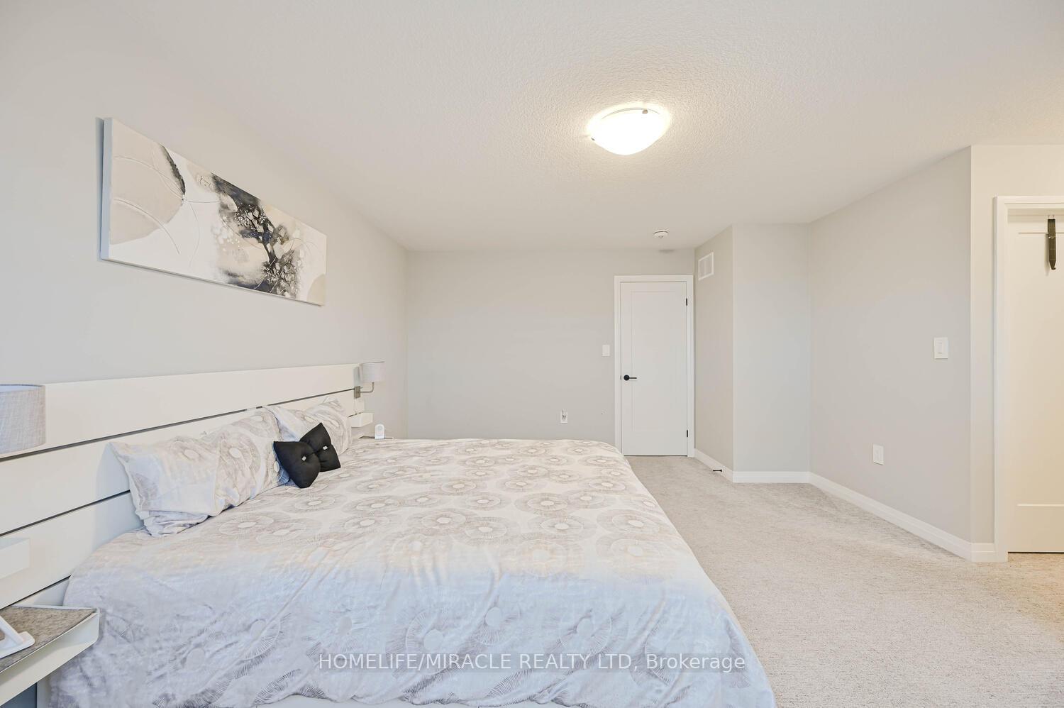 Photo 21 of 148 Cittadella Boulevard, Hamilton, Rural Glanbrook — HOMEH