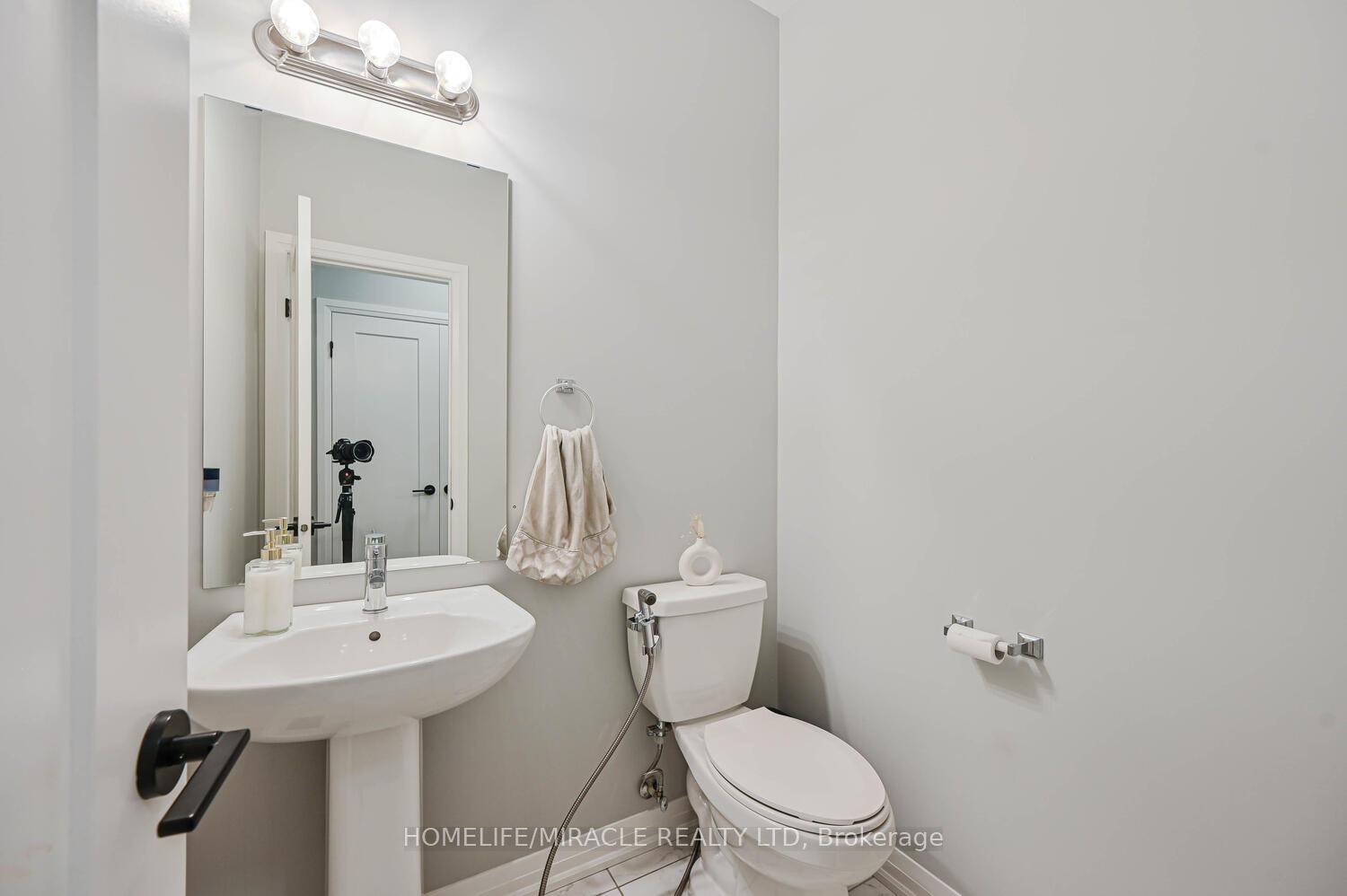 Photo 36 of 148 Cittadella Boulevard, Hamilton, Rural Glanbrook — HOMEH