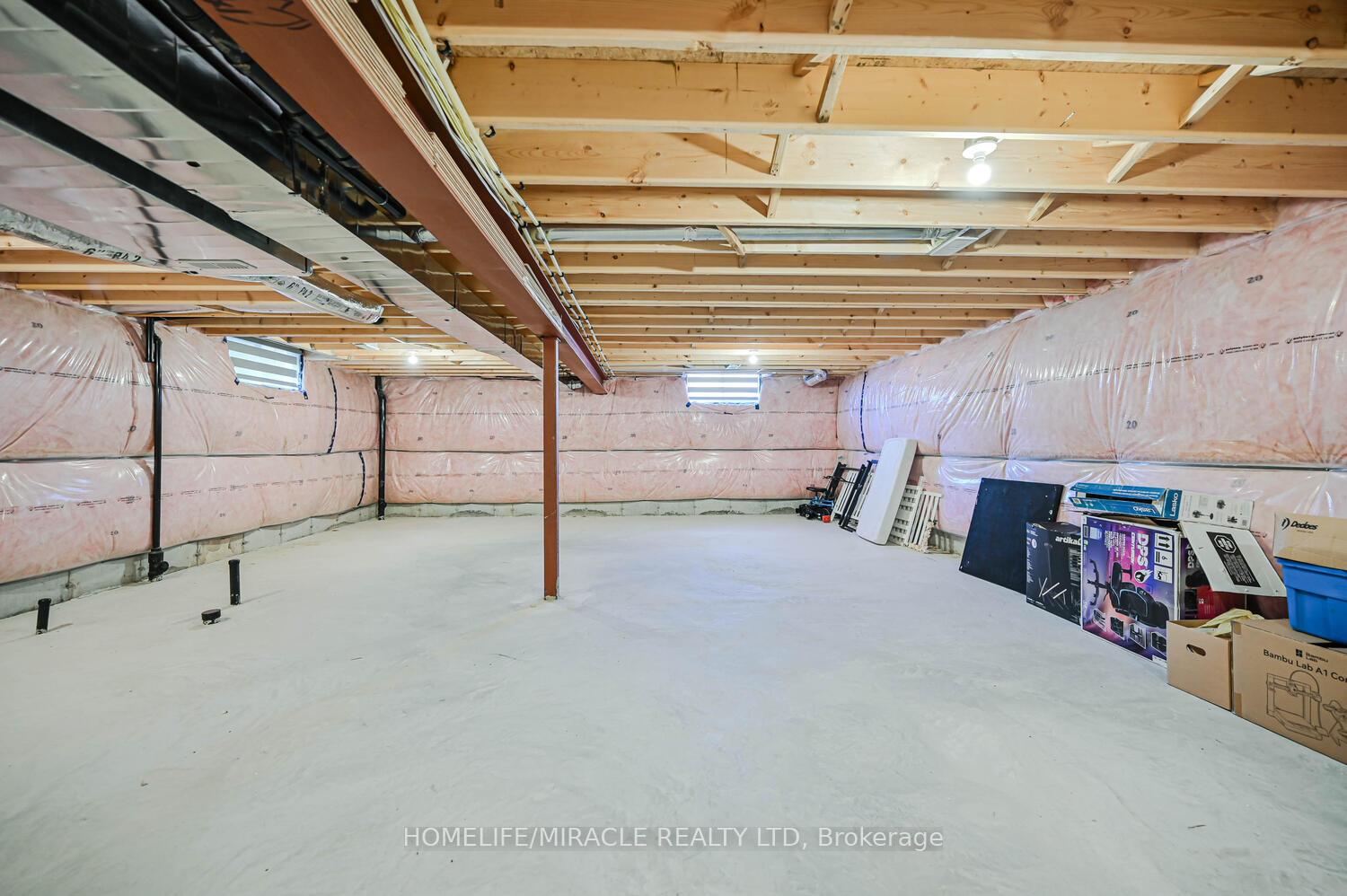 Photo 38 of 148 Cittadella Boulevard, Hamilton, Rural Glanbrook — HOMEH