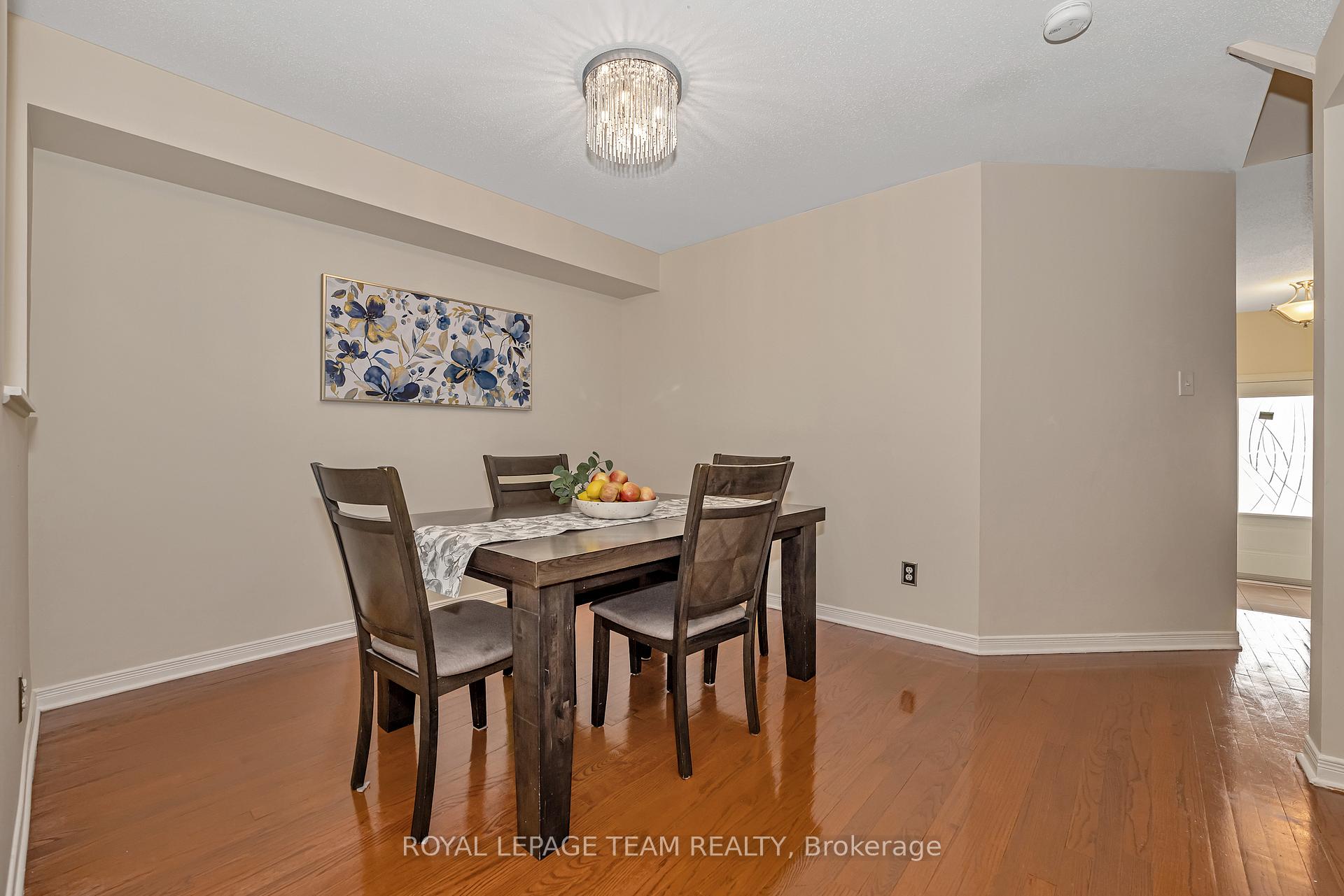 Photo 6 of 314 Copperfield Crescent, Ottawa, Barrhaven - Cedargrove/Fraserdale — HOMEH