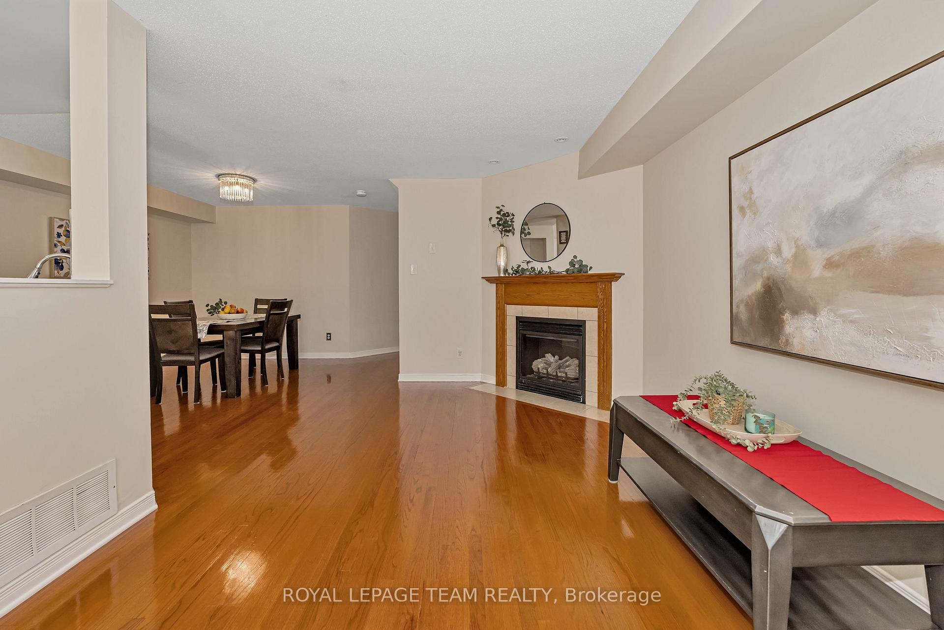 Photo 11 of 314 Copperfield Crescent, Ottawa, Barrhaven - Cedargrove/Fraserdale — HOMEH