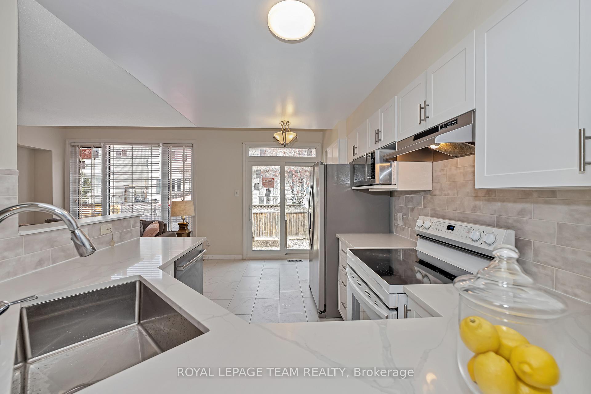 Photo 15 of 314 Copperfield Crescent, Ottawa, Barrhaven - Cedargrove/Fraserdale — HOMEH