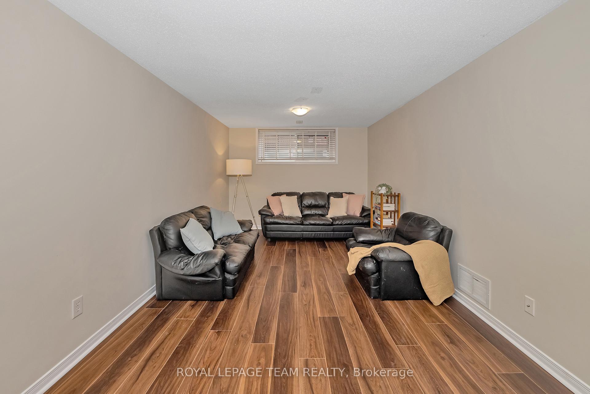 Photo 31 of 314 Copperfield Crescent, Ottawa, Barrhaven - Cedargrove/Fraserdale — HOMEH