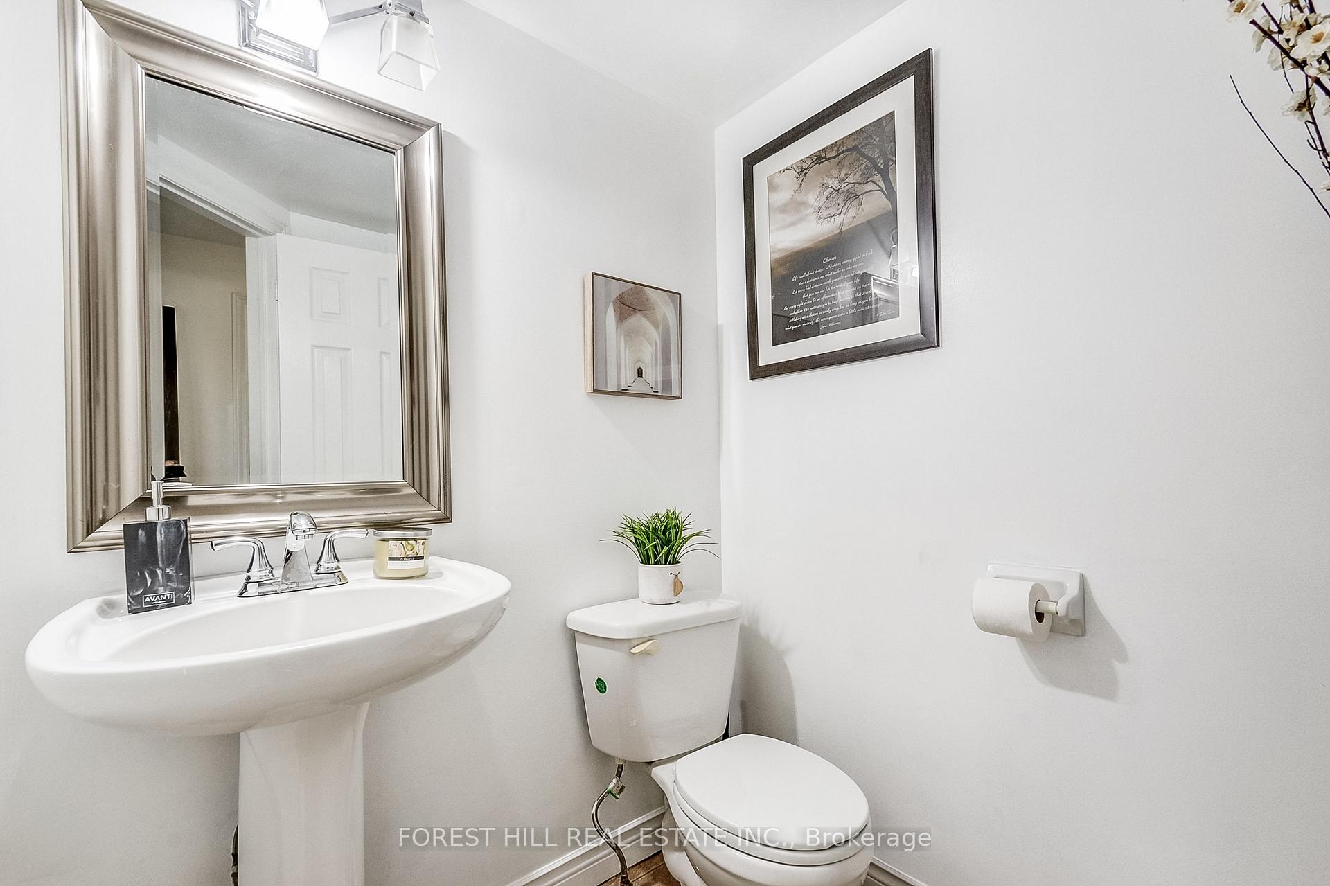 Photo 5 of 61 Hearthstone Crescent, Clarington, Courtice — HOMEH