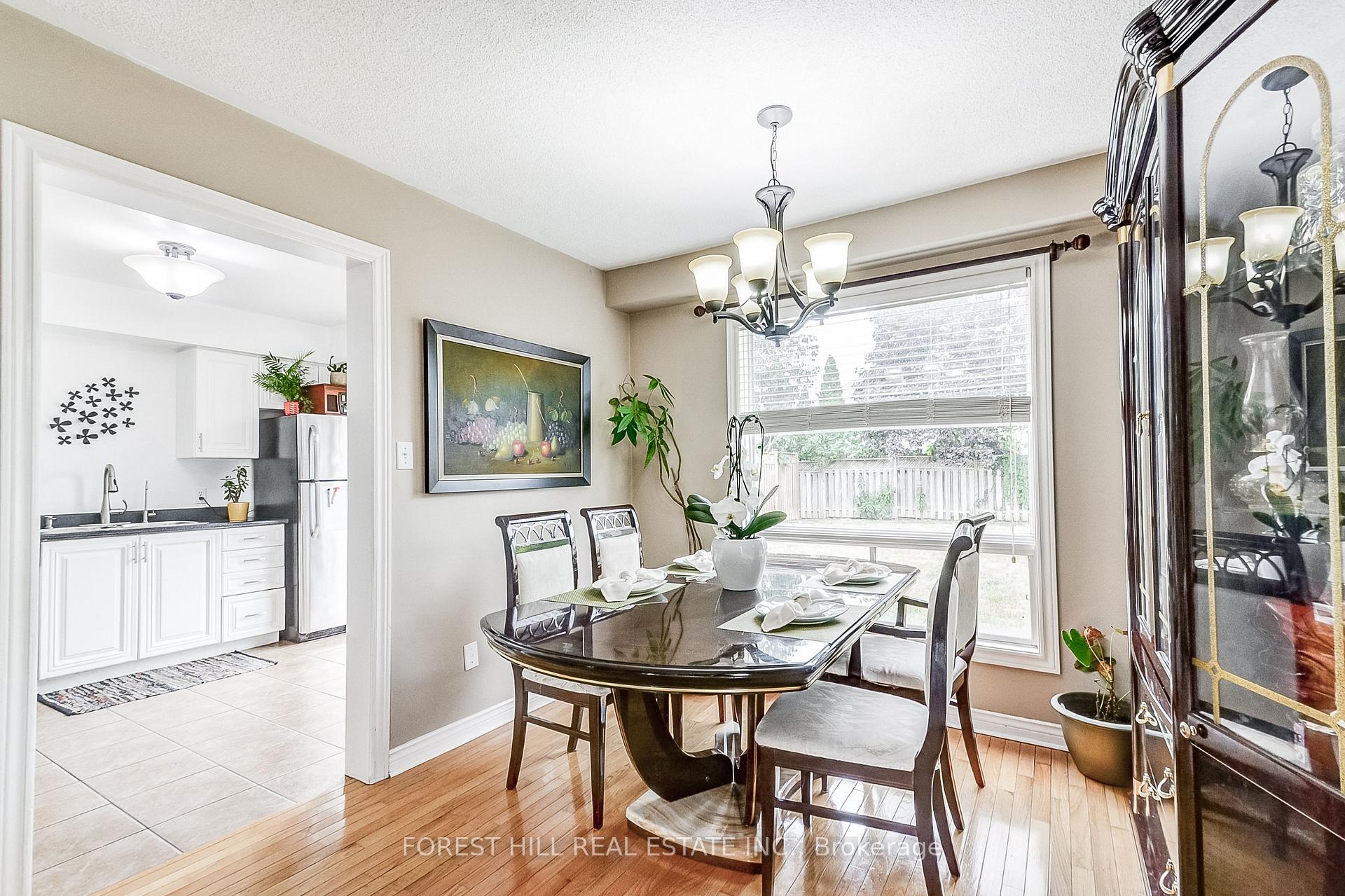 Photo 9 of 61 Hearthstone Crescent, Clarington, Courtice — HOMEH