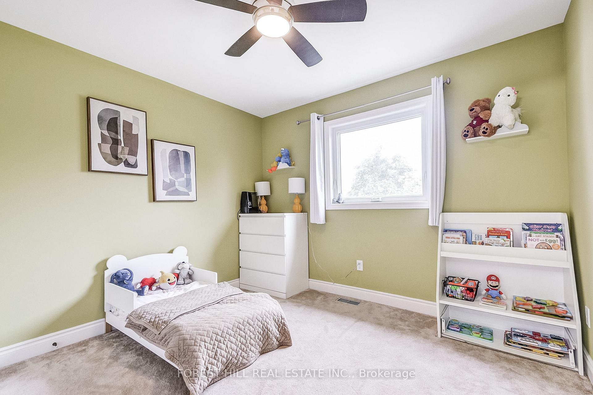 Photo 13 of 61 Hearthstone Crescent, Clarington, Courtice — HOMEH
