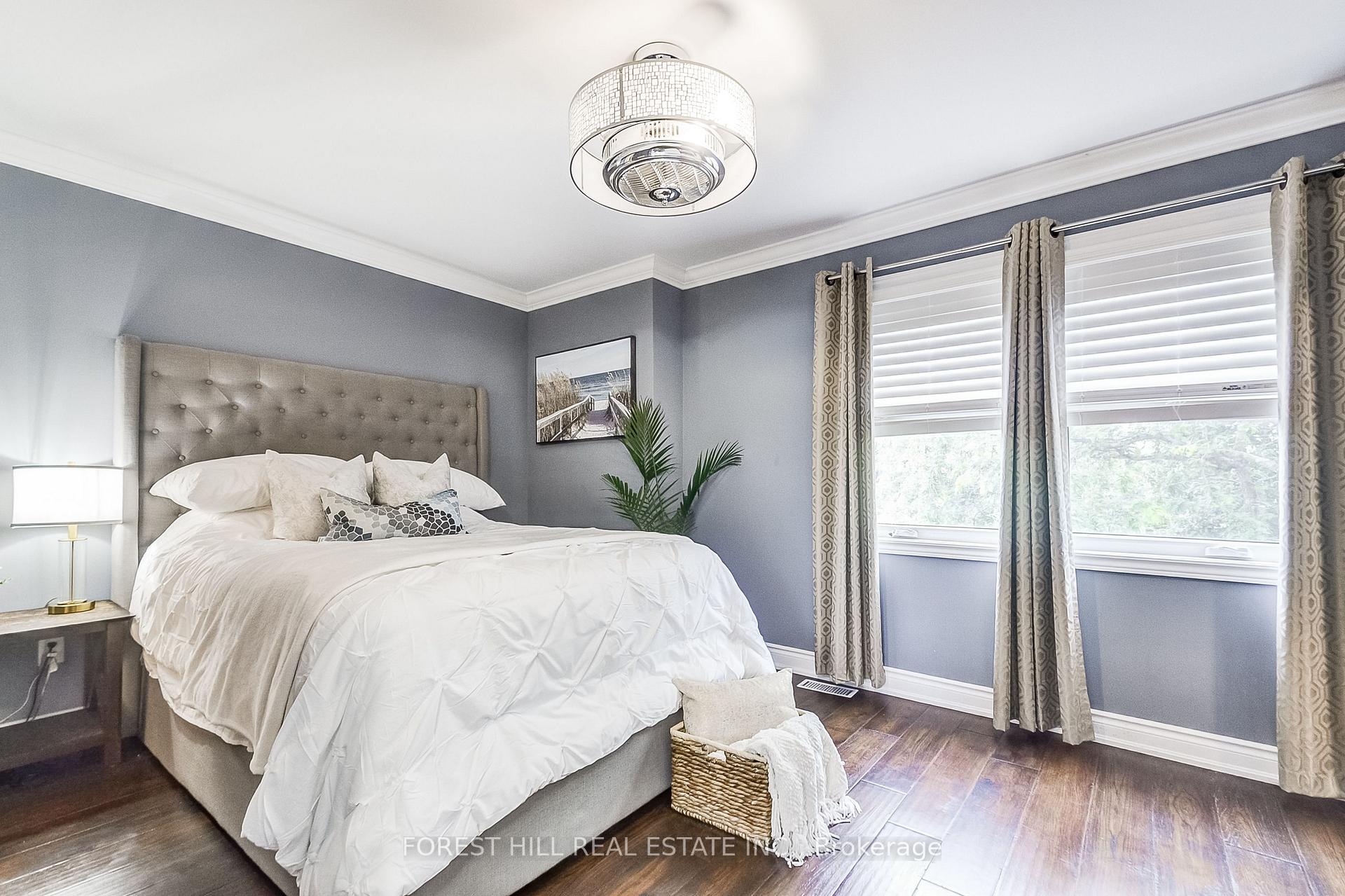 Photo 19 of 61 Hearthstone Crescent, Clarington, Courtice — HOMEH