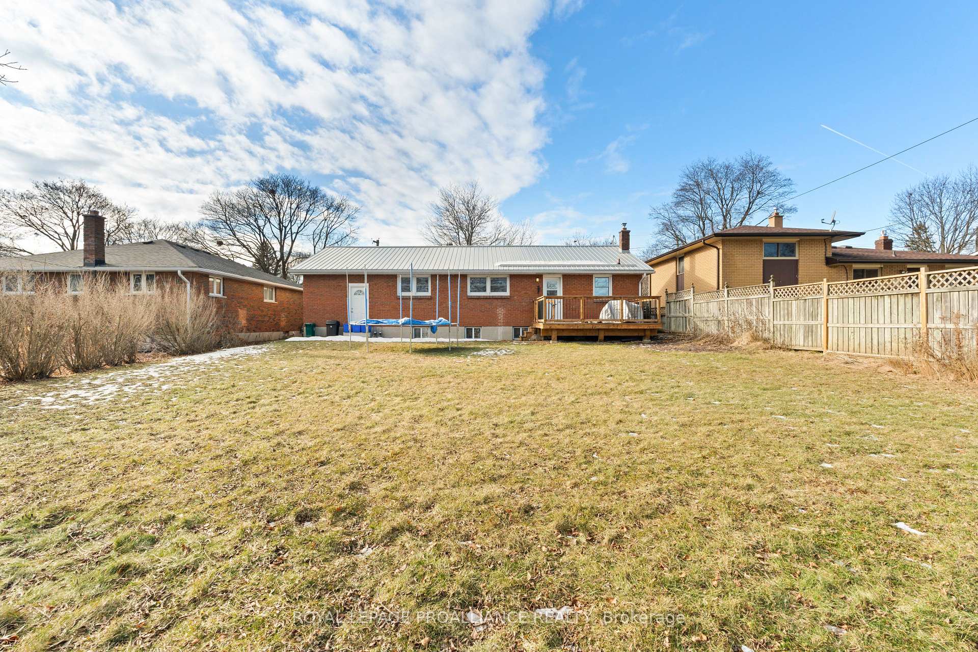 Photo 35 of 17 Melrose Crescent, Belleville, Belleville Ward — HOMEH