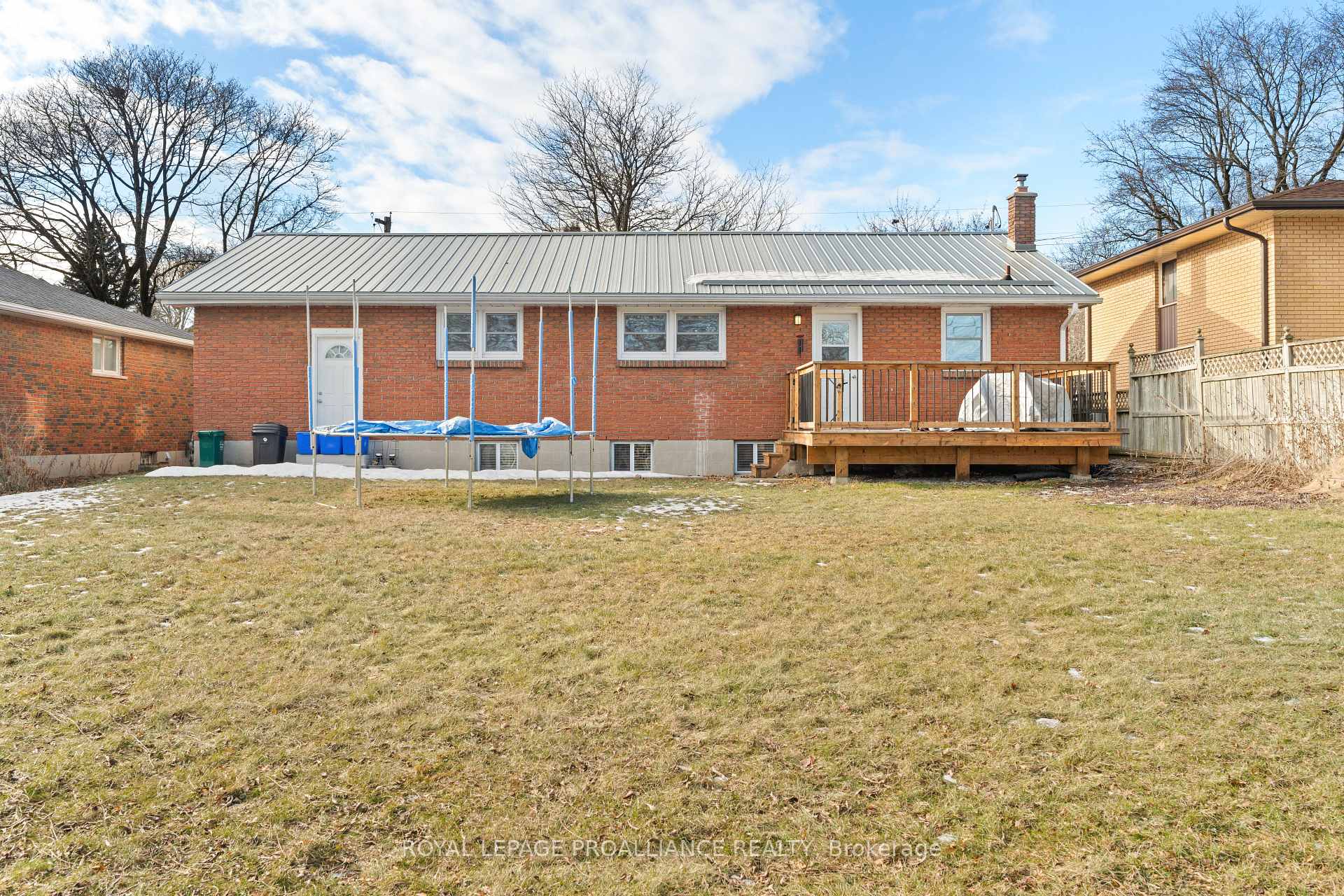 Photo 36 of 17 Melrose Crescent, Belleville, Belleville Ward — HOMEH