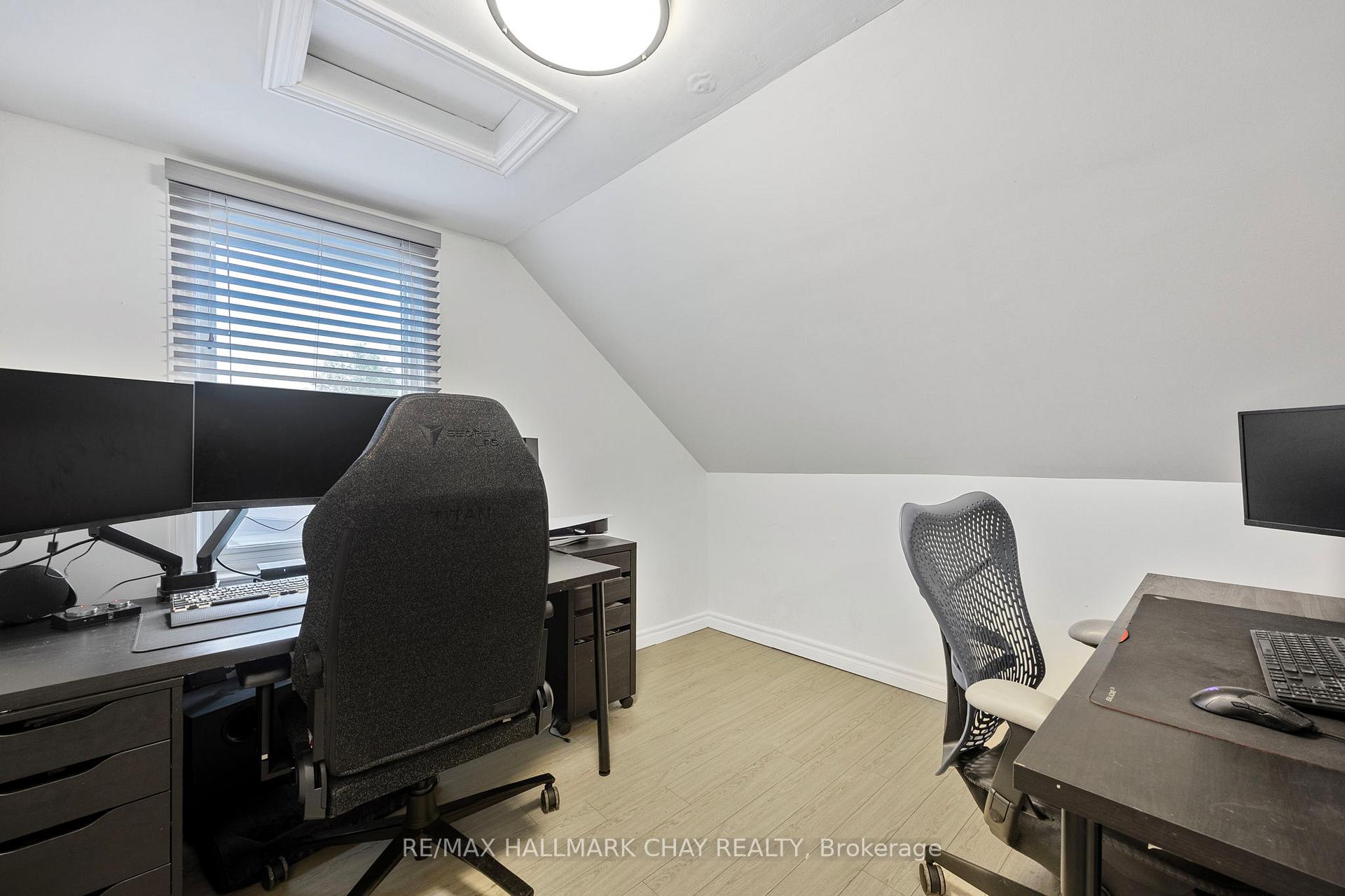 Photo 22 of 154 Sanford Street, Barrie, Sanford — HOMEH