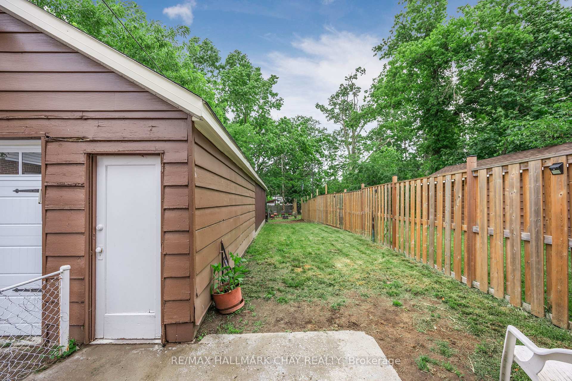 Photo 37 of 154 Sanford Street, Barrie, Sanford — HOMEH