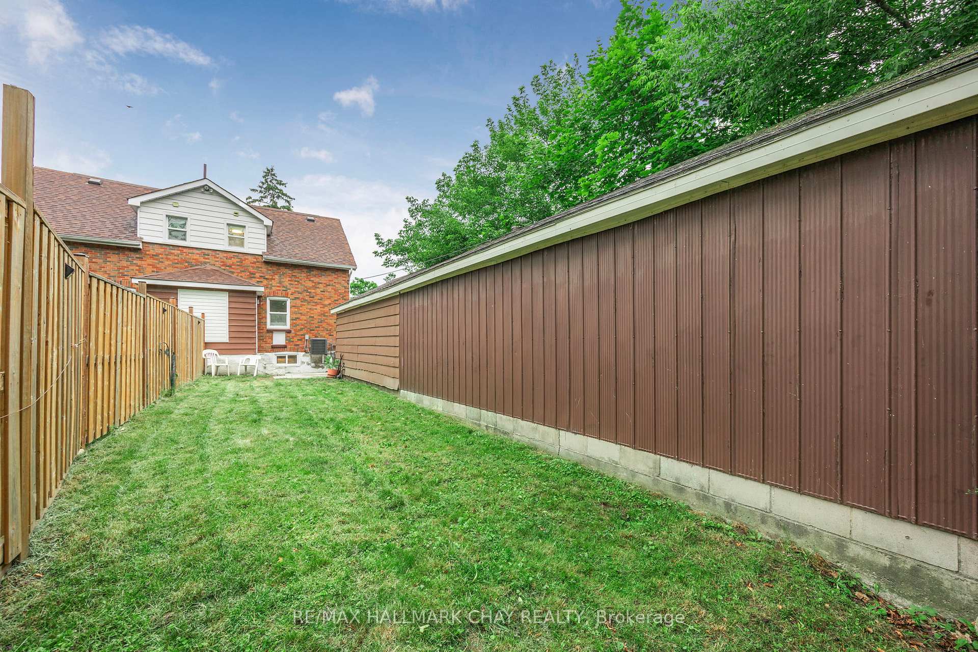Photo 39 of 154 Sanford Street, Barrie, Sanford — HOMEH