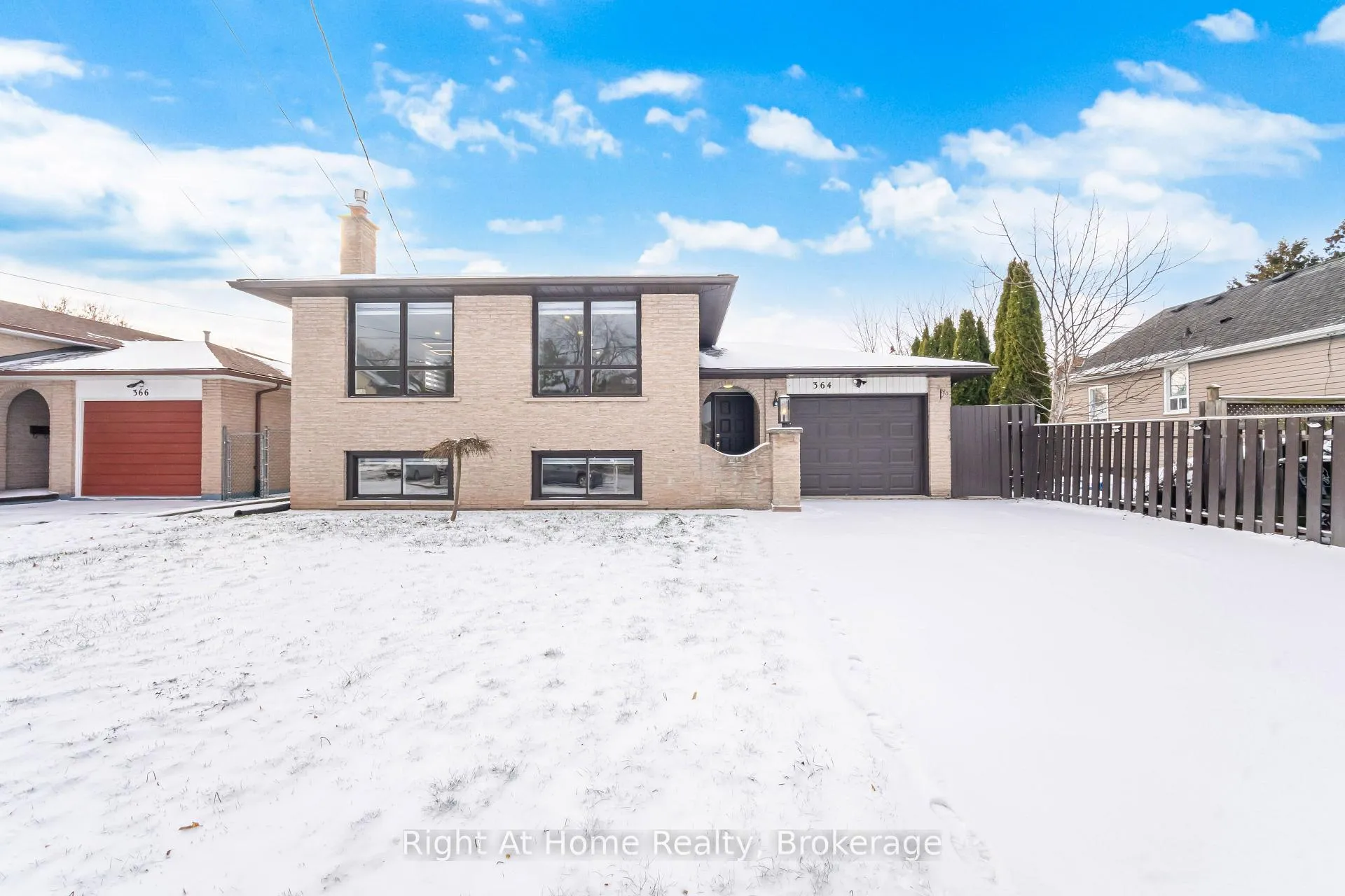 Photo 2 of 364 Red Oak Avenue, Hamilton, Stoney Creek — HOMEH