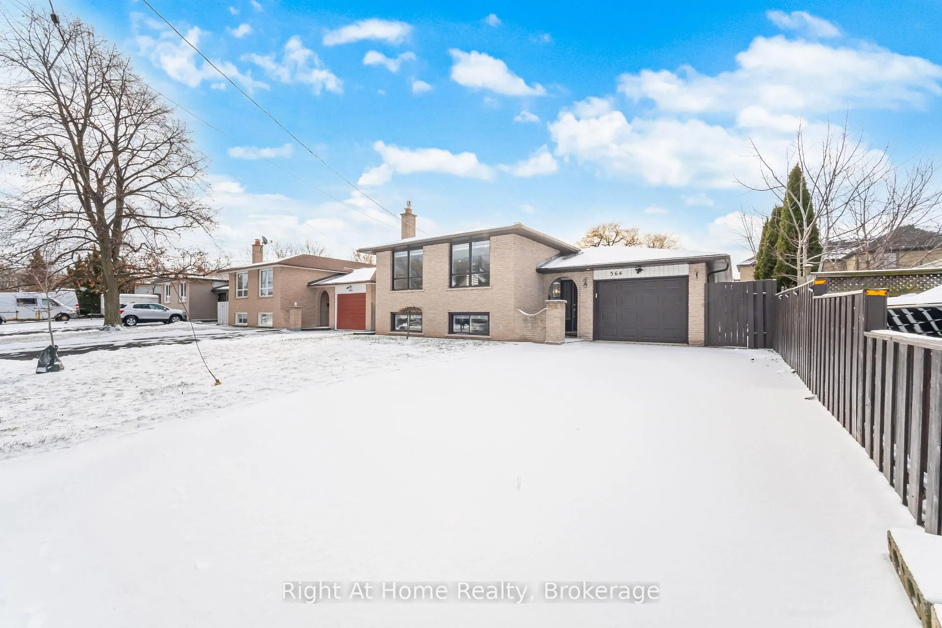 Photo 3 of 364 Red Oak Avenue, Hamilton, Stoney Creek — HOMEH