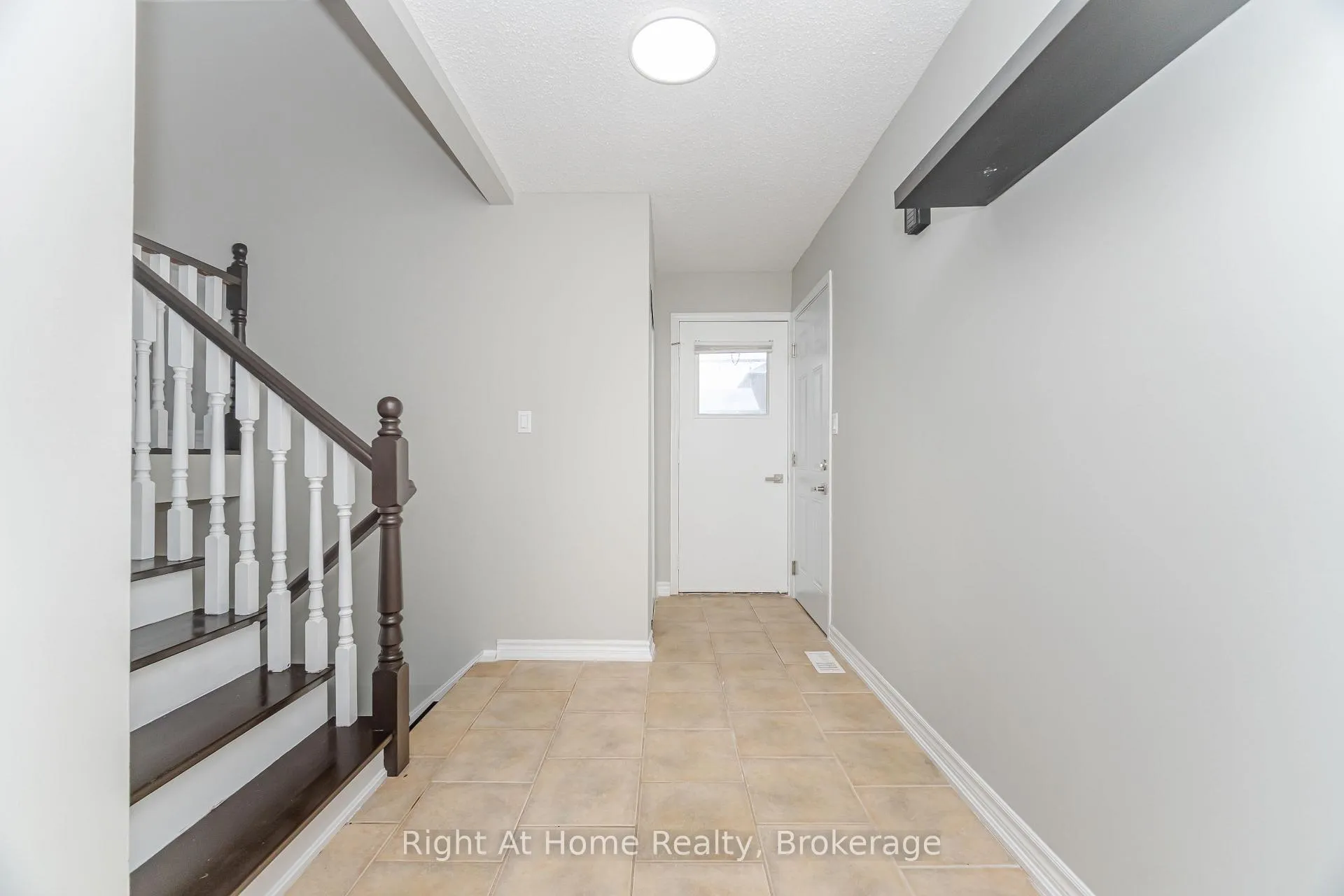 Photo 6 of 364 Red Oak Avenue, Hamilton, Stoney Creek — HOMEH