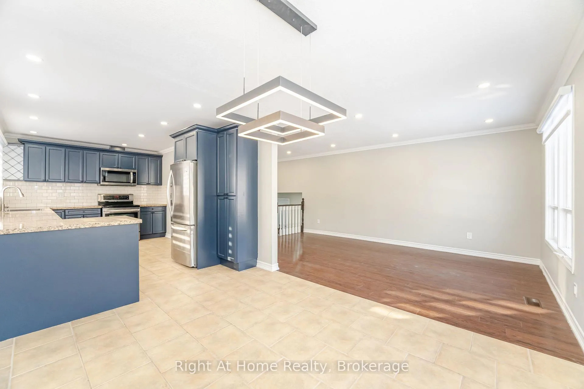Photo 15 of 364 Red Oak Avenue, Hamilton, Stoney Creek — HOMEH