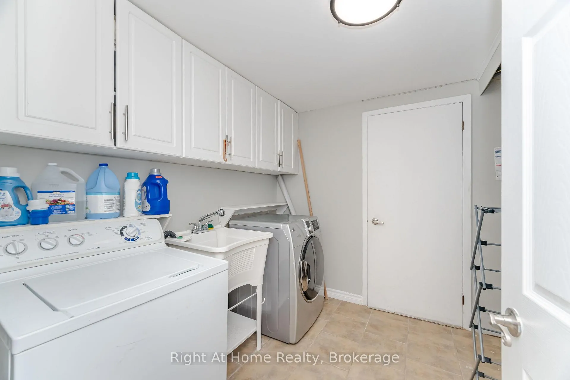 Photo 41 of 364 Red Oak Avenue, Hamilton, Stoney Creek — HOMEH