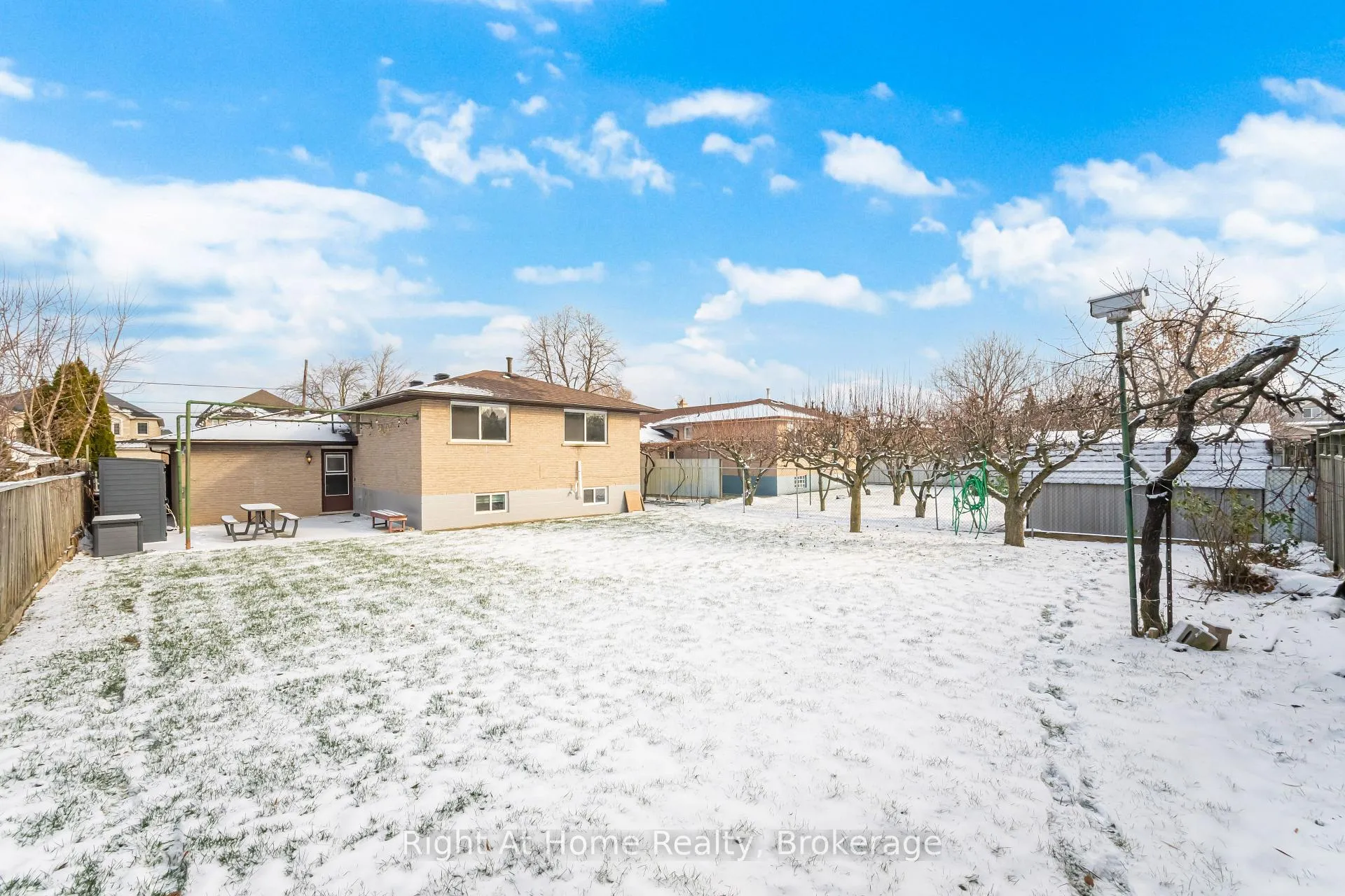 Photo 47 of 364 Red Oak Avenue, Hamilton, Stoney Creek — HOMEH