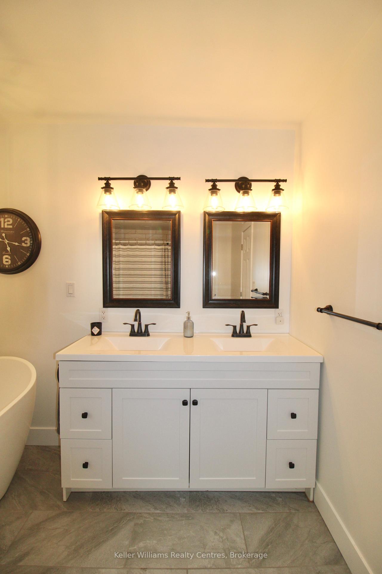 Photo 17 of 445 13th Street, Hanover — HOMEH