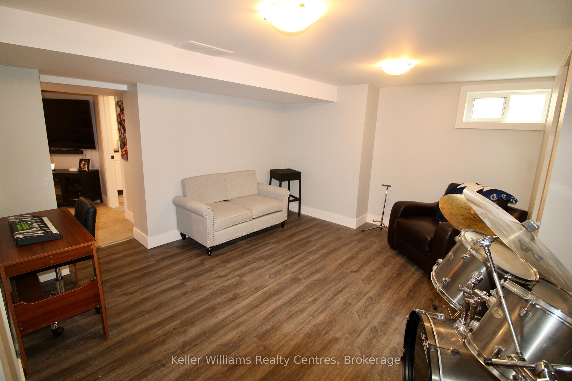 Photo 26 of 445 13th Street, Hanover — HOMEH