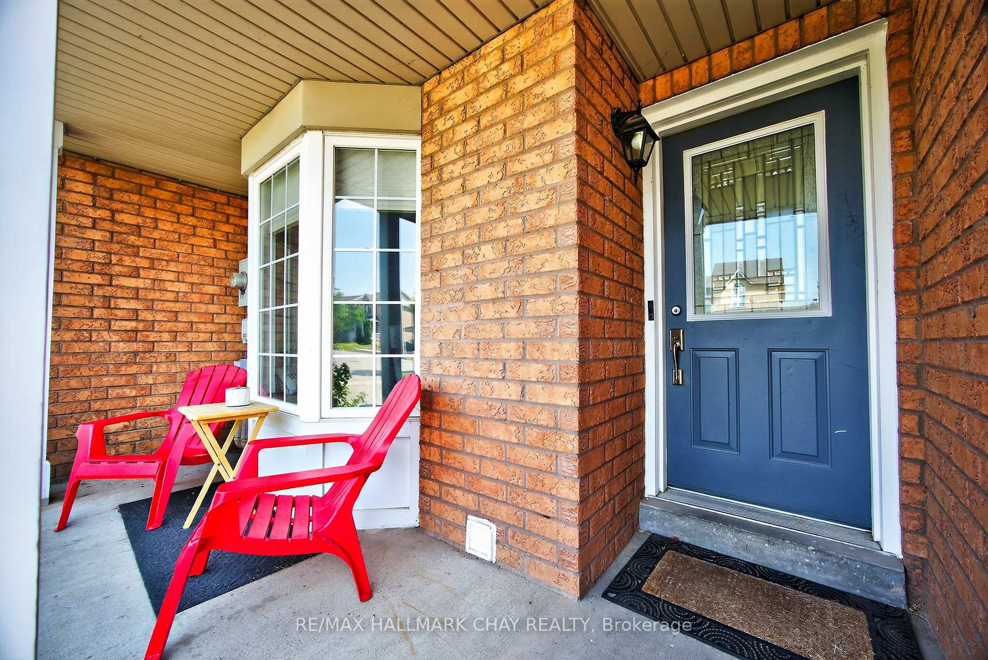 Photo 2 of 133 Trevino Circle, Barrie, East Bayfield — HOMEH