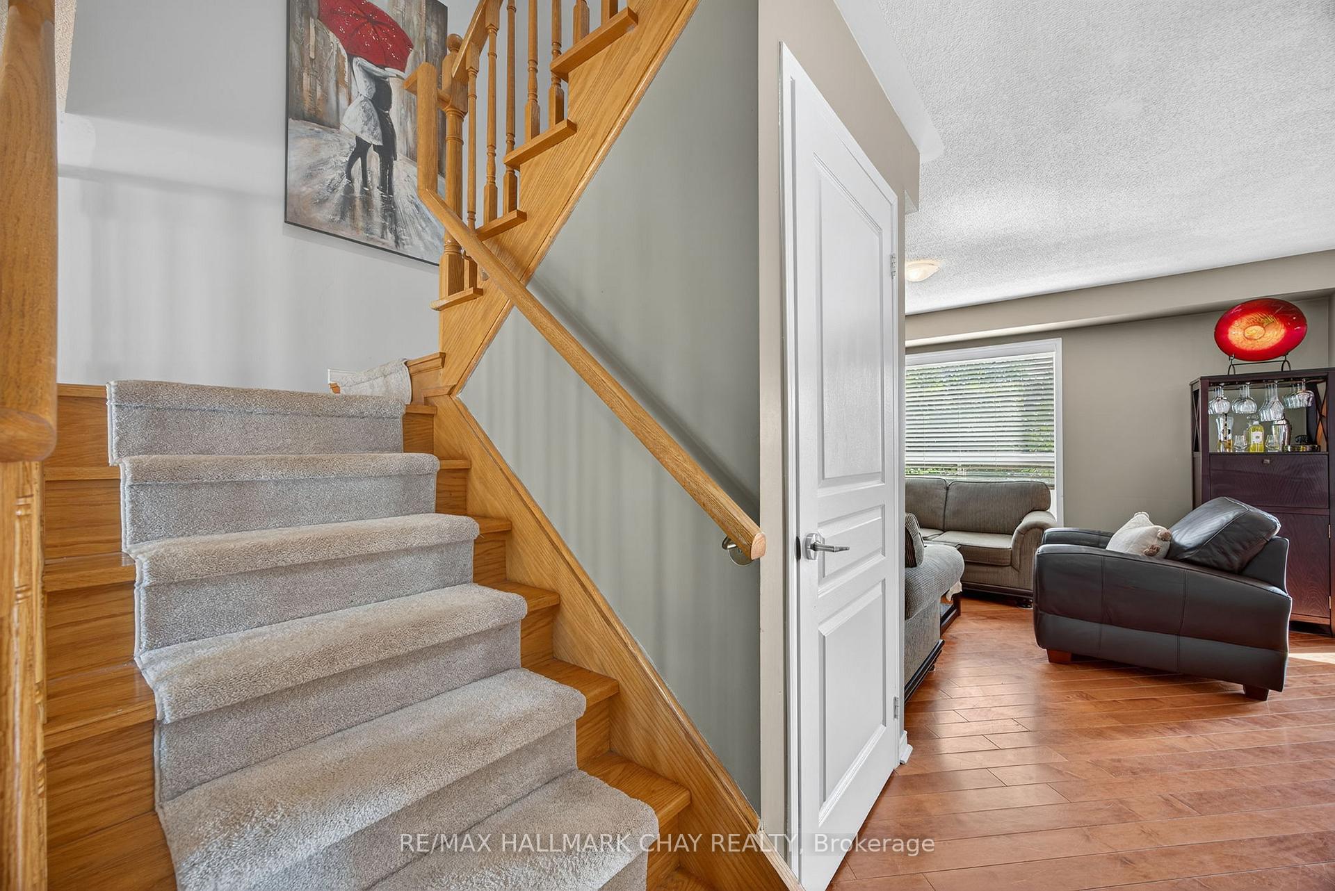 Photo 25 of 133 Trevino Circle, Barrie, East Bayfield — HOMEH