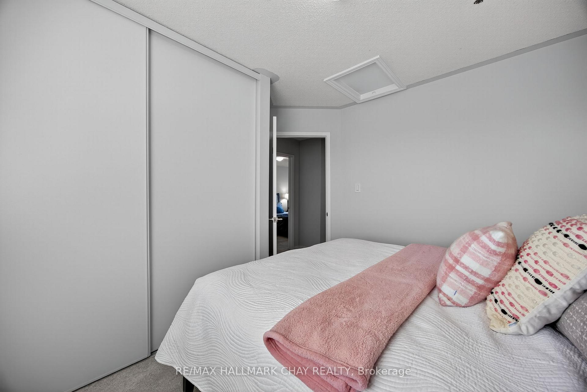 Photo 33 of 133 Trevino Circle, Barrie, East Bayfield — HOMEH