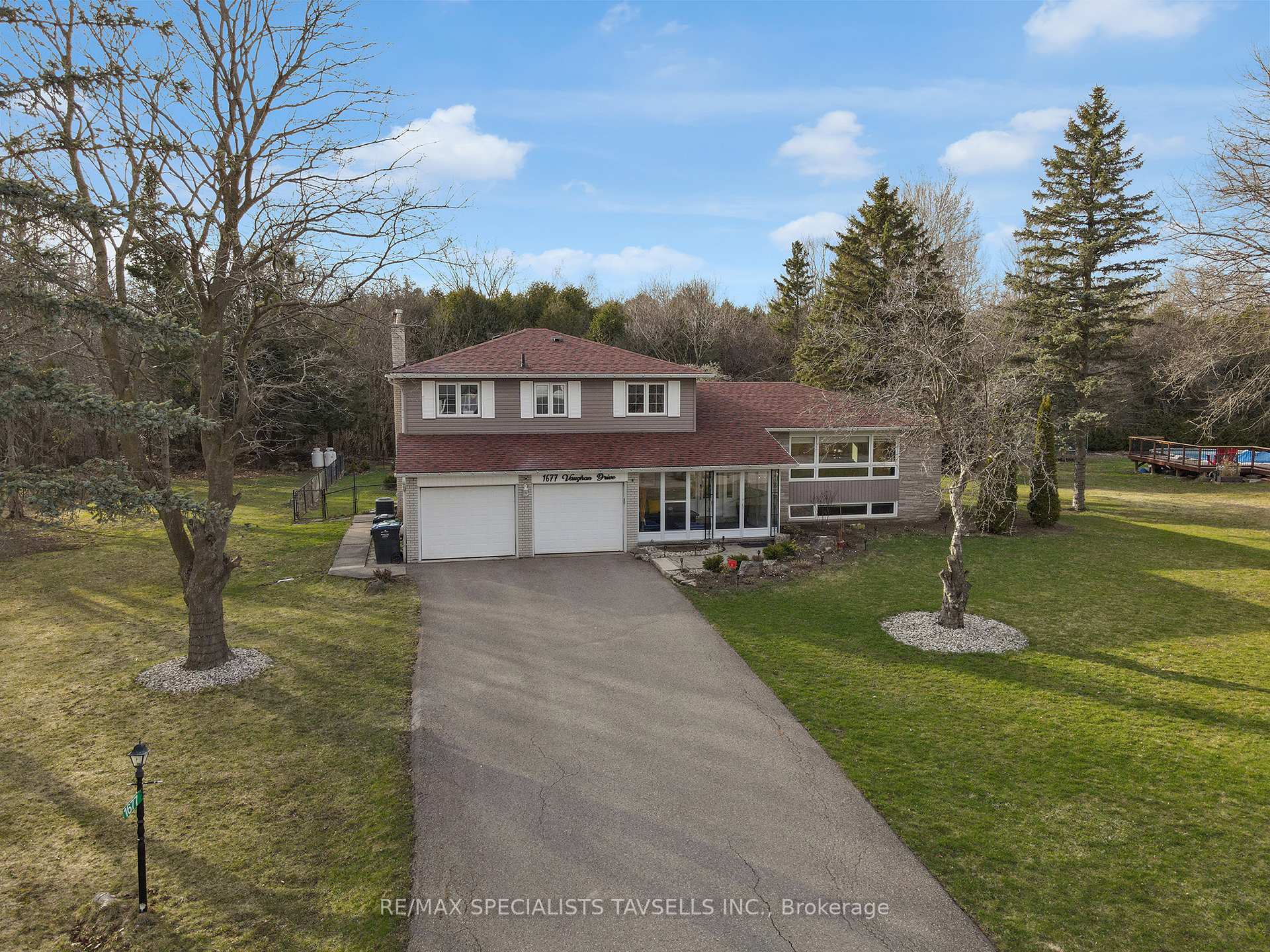 Front of 1677 Vaughan Drive