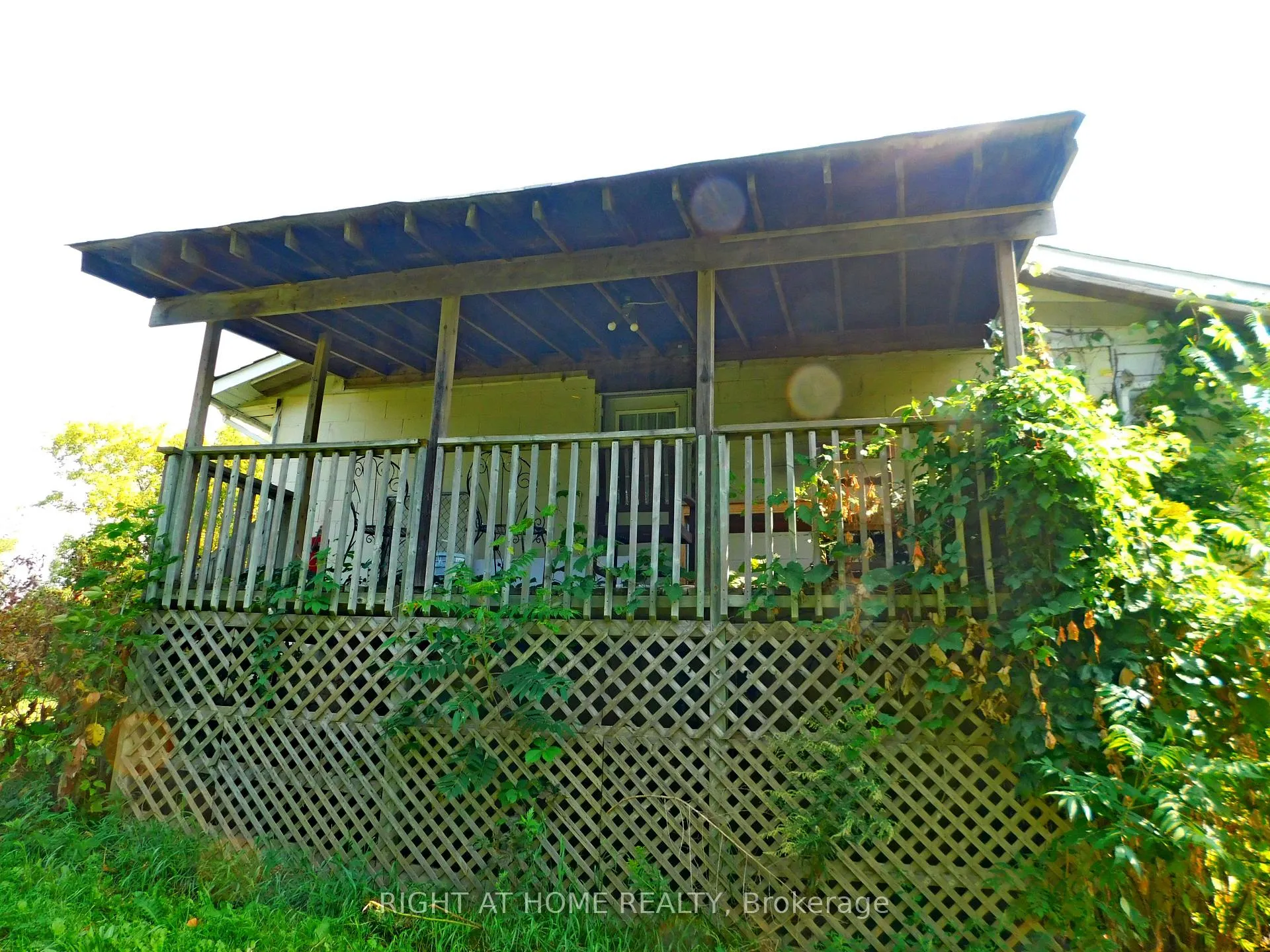 Photo 9 of 269 Rock Chapel Road, Hamilton, Rural Flamborough — HOMEH