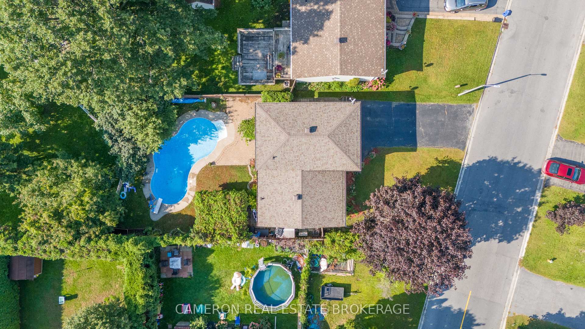 Photo 3 of 411 Meadowvale Crescent, Cornwall — HOMEH