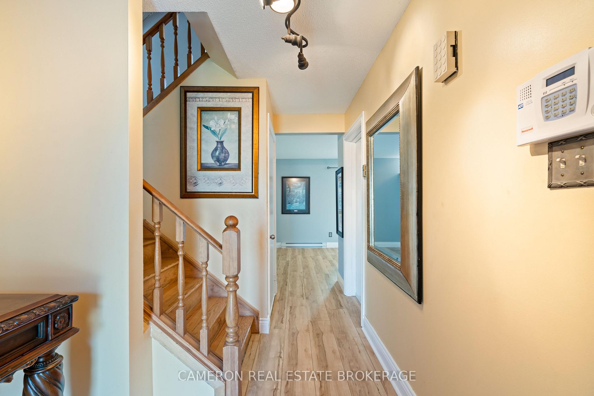 Photo 10 of 411 Meadowvale Crescent, Cornwall — HOMEH