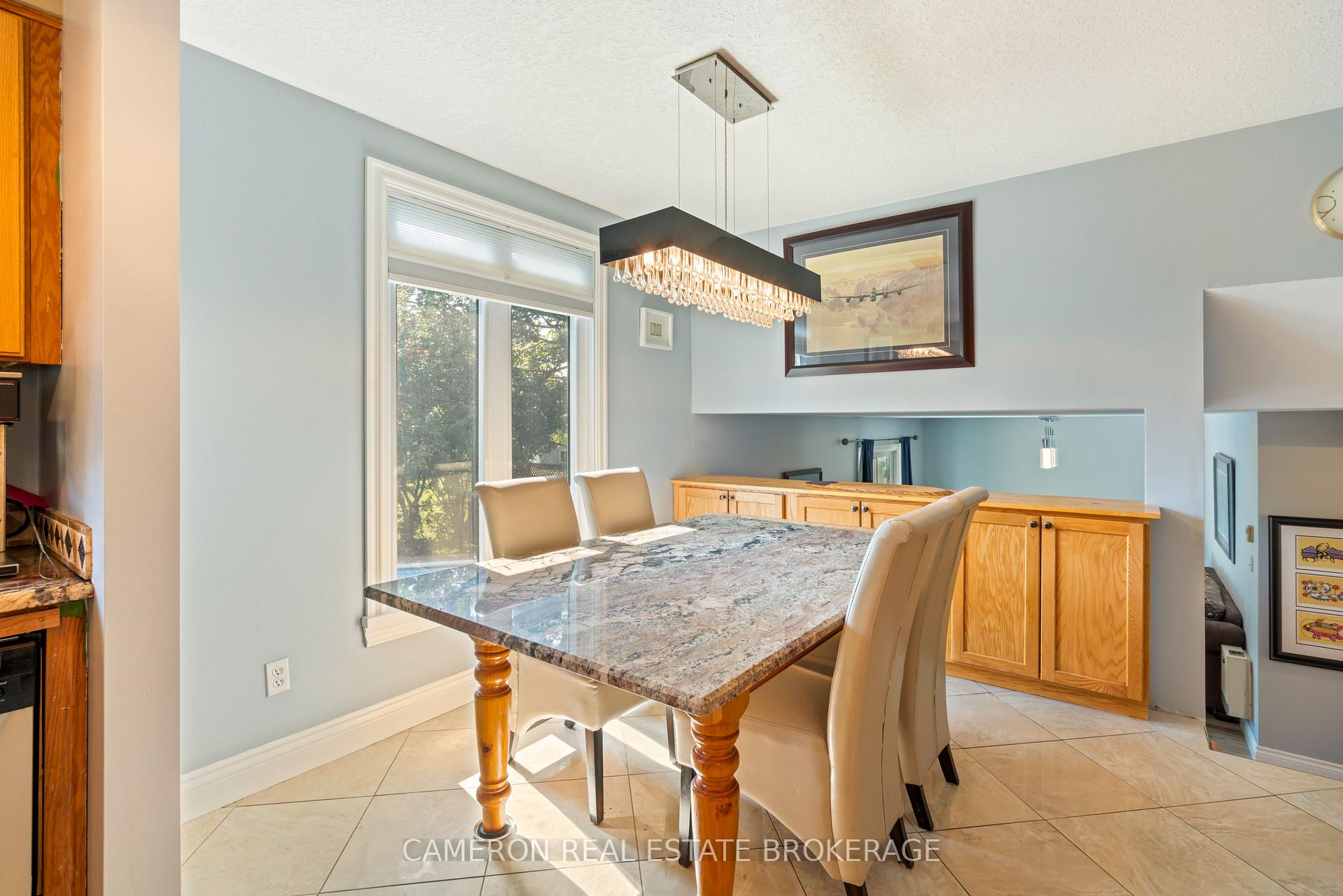 Photo 18 of 411 Meadowvale Crescent, Cornwall — HOMEH