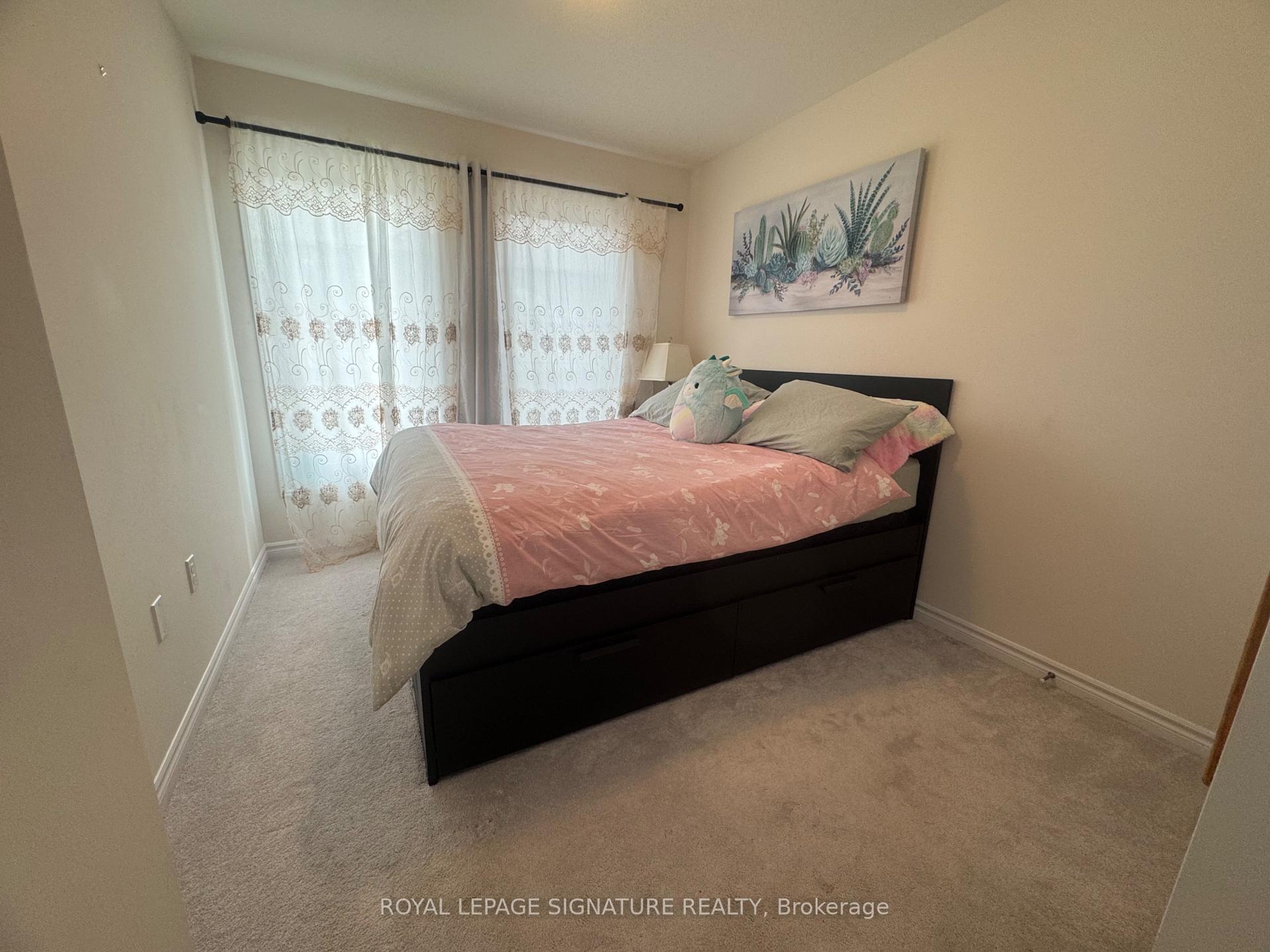 Photo 17 of Unit 13, 88 Decorso Drive, Guelph, Kortright East — HOMEH