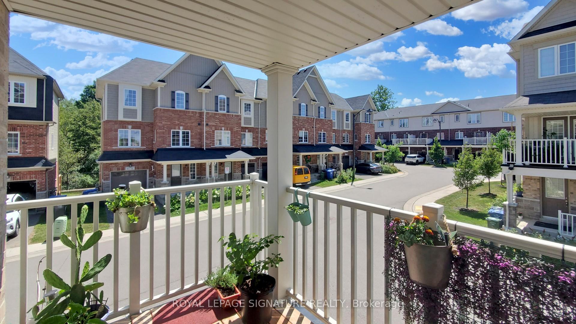 Photo 25 of Unit 13, 88 Decorso Drive, Guelph, Kortright East — HOMEH