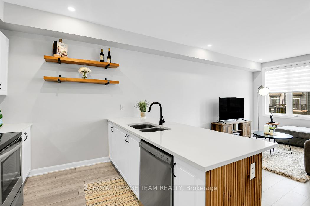 Photo 17 of 908 Lixnaw Court, Ottawa, Barrhaven - Half Moon Bay — HOMEH