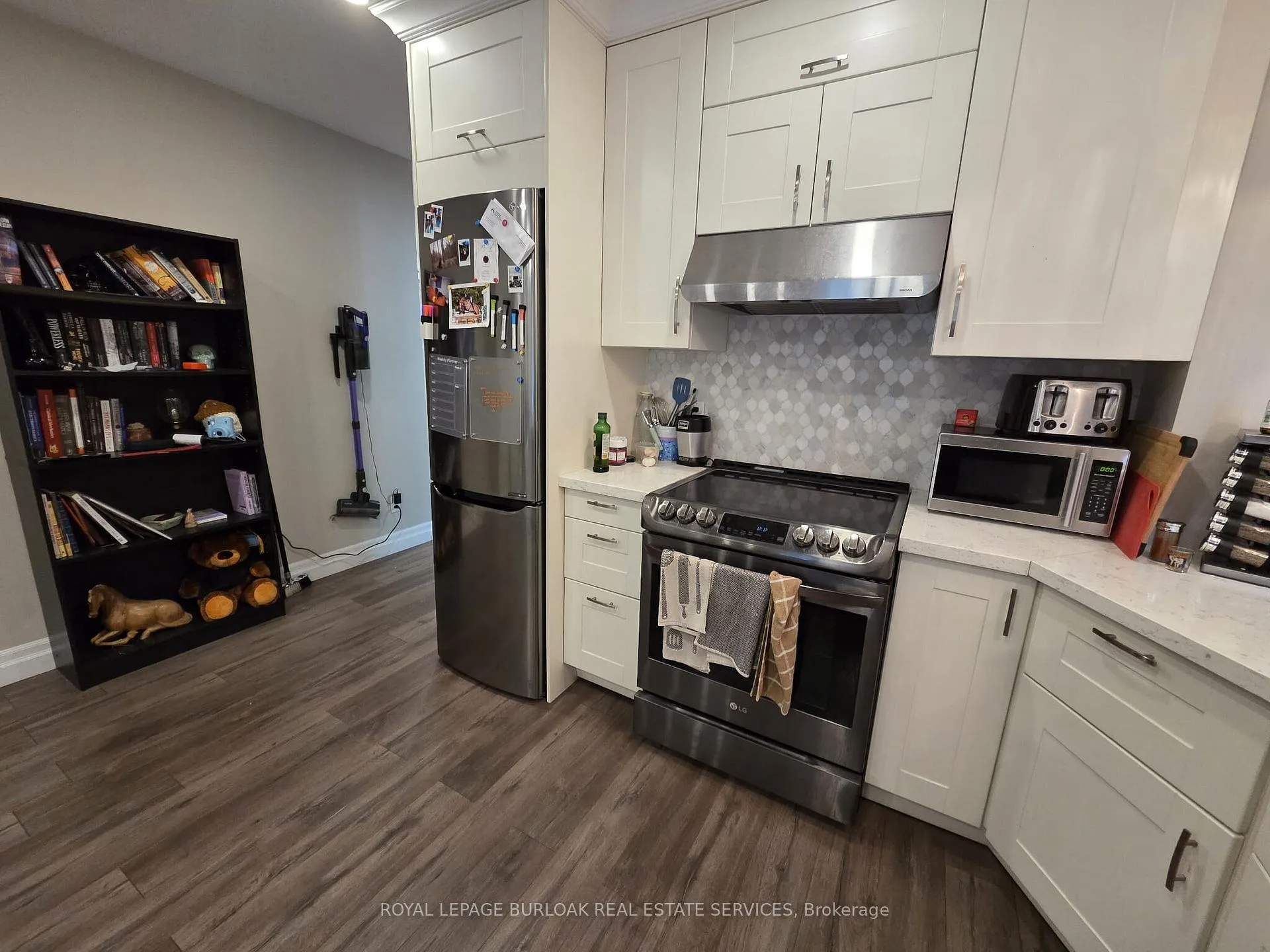 Photo 12 of Unit 1, 81 Gage Avenue S, Hamilton, Crown Point — HOMEH