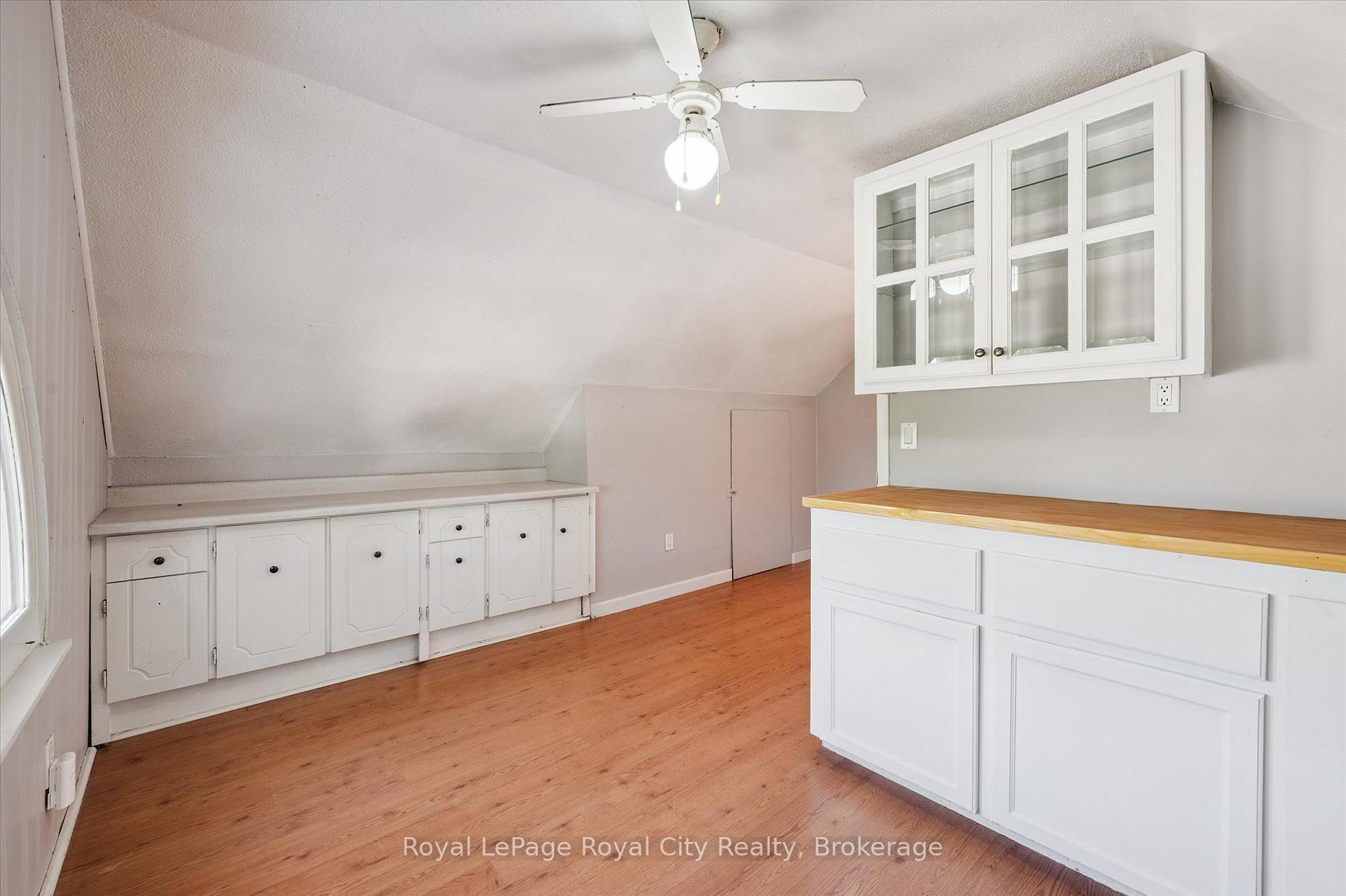 Photo 28 of 33 Eramosa Road, Guelph, St. George's — HOMEH