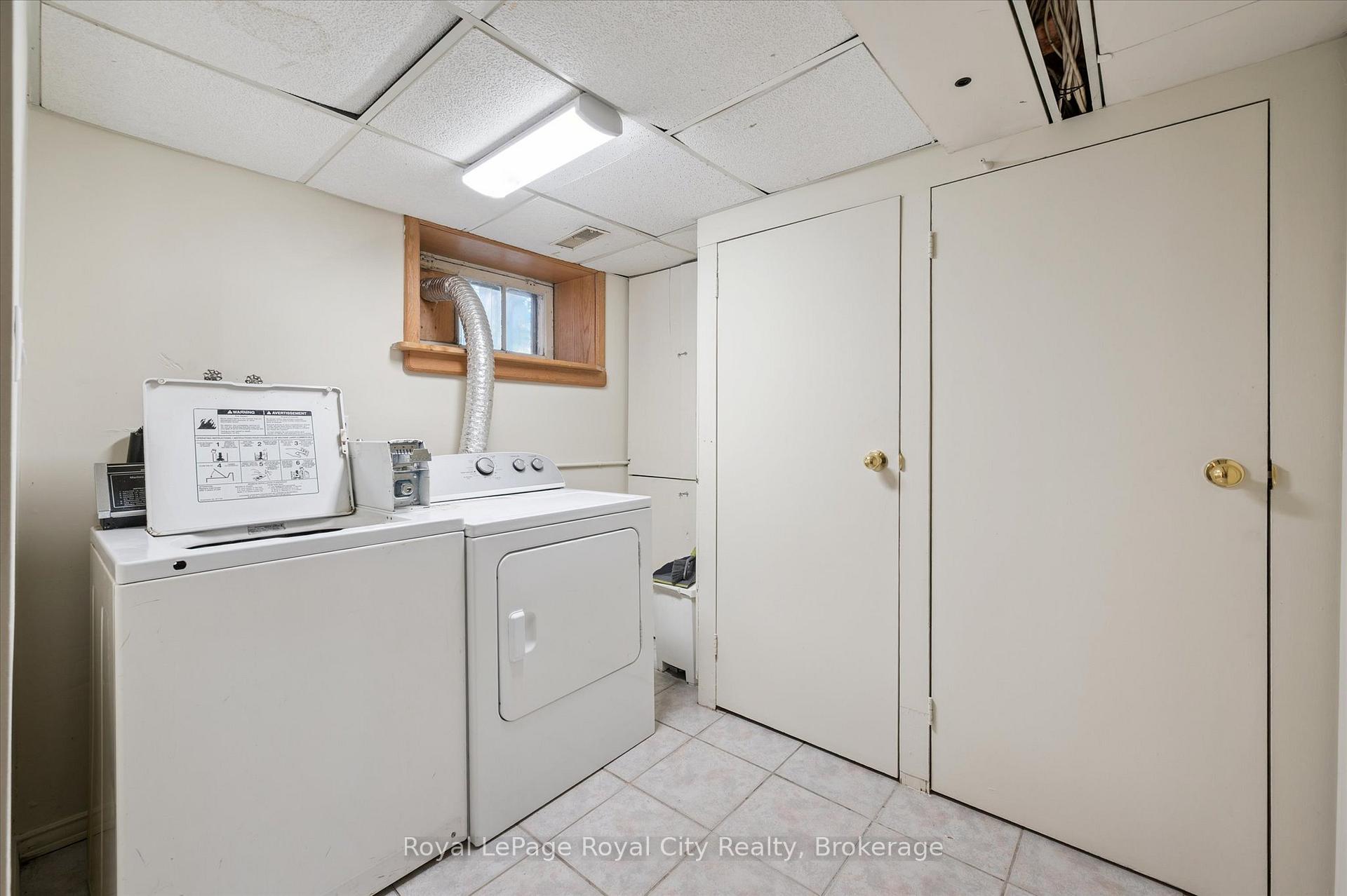 Photo 35 of 33 Eramosa Road, Guelph, St. George's — HOMEH