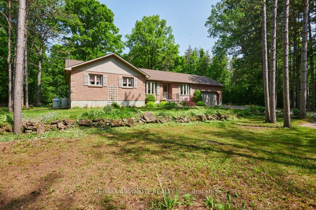 Photo 2 of 8344 Forest Green Crescent, Ottawa, Osgoode Twp North of Reg Rd 6 — HOMEH