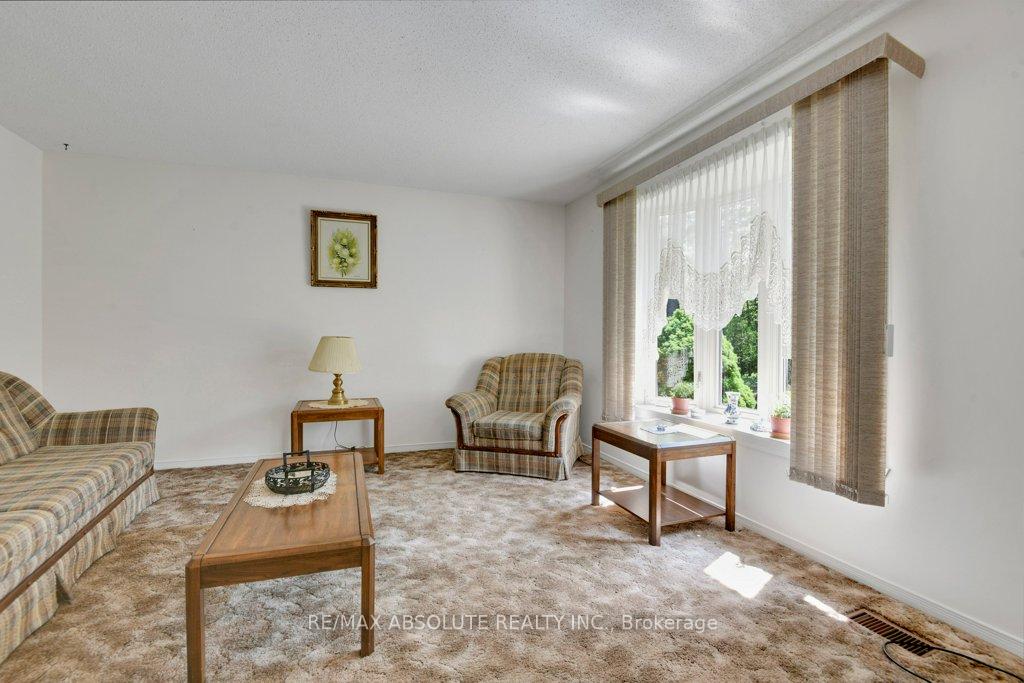 Photo 10 of 8344 Forest Green Crescent, Ottawa, Osgoode Twp North of Reg Rd 6 — HOMEH
